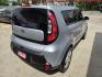2015 SILVER /Gray Kia Soul Base (KNDJN2A28F7) with an 1.6L L4 DOHC 16V engine, Automatic transmission, located at 503 West Court, Seguin, TX, 78155, (830) 379-3373, 29.568621, -97.969803 - 2015 Kia Soul Base with a 1.6L L4 DOHC 16V, Automatic, Tilt, Cruise, AM/FM/AUX Stereo, Power Windows, Locks and Side Mirrors, Bluetooth, Tinted Windows, Alloy Wheels, Rear Wiper, Rear Defroster and more!! - Photo#2
