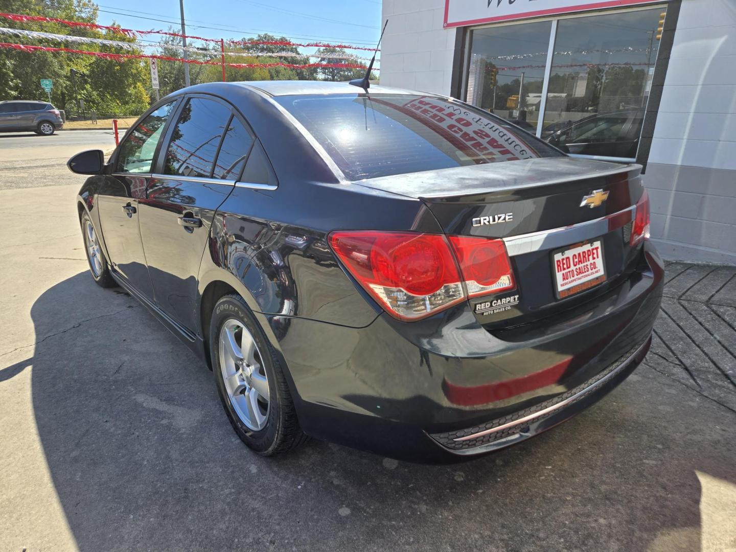 2014 Blue /Black Chevrolet Cruze 1LT Manual (1G1PD5SB9E7) with an 1.4L L4 DOHC 16V TURBO engine, 6-Speed Manual transmission, located at 503 West Court, Seguin, TX, 78155, (830) 379-3373, 29.568621, -97.969803 - *Cash Special* 2014 Chevrolet Cruze 1LT Manual with a 1.4L L4 DOHC 16V TURBO, Standard Transmission, Tilt, Cruise, AM/FM/CD Touchscreen Stereo, Power Windows, Locks, Seat and Side Mirrors, Bluetooth, Onstar Capability, Tinted Windows, Backup Camera, Alloy Wheels, Rear Defroster and more!! - Photo#3