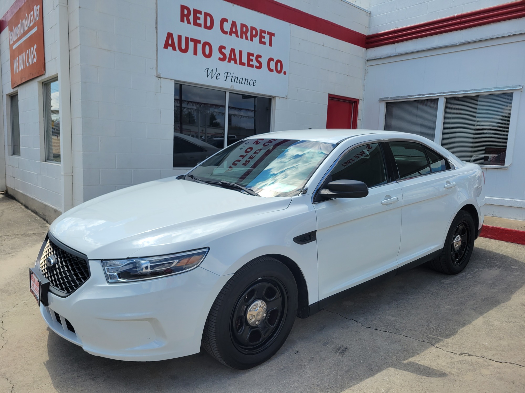 photo of 2017 Ford Taurus Police FWD