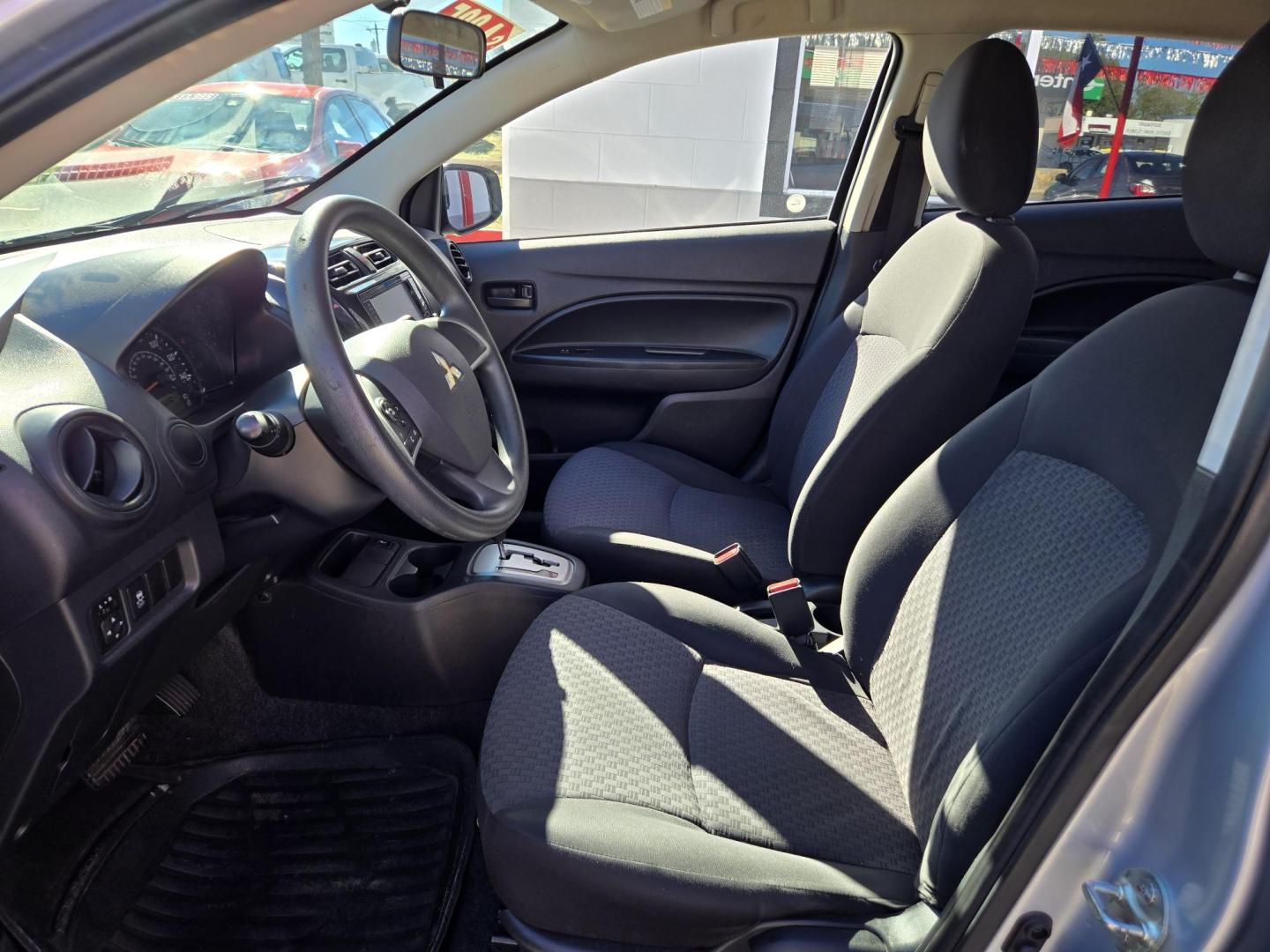 2018 SILVER /GRAY Mitsubishi Mirage (ML32A3HJ6JH) with an 1.2L I3 F DOHC 12V engine, Automatic transmission, located at 503 West Court, Seguin, TX, 78155, (830) 379-3373, 29.568621, -97.969803 - 2018 Mitsubishi Mirage ES with a, 1.2L I3 F DOHC 12V, Automatic, Tilt, Cruise, AM/FM Touchscreen Stereo, Power Windows, Locks and Side Mirrors, Bluetooth, Rear Wiper, Rear Defroster and more!! - Photo#4