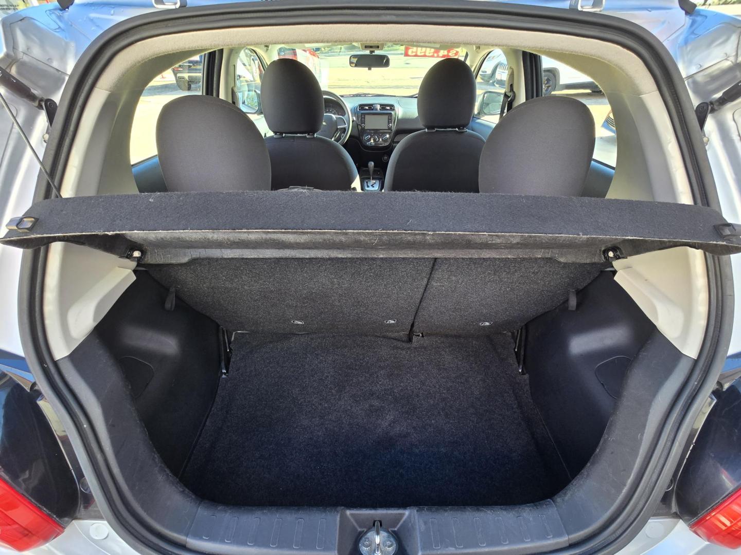 2018 SILVER /GRAY Mitsubishi Mirage (ML32A3HJ6JH) with an 1.2L I3 F DOHC 12V engine, Automatic transmission, located at 503 West Court, Seguin, TX, 78155, (830) 379-3373, 29.568621, -97.969803 - 2018 Mitsubishi Mirage ES with a, 1.2L I3 F DOHC 12V, Automatic, Tilt, Cruise, AM/FM Touchscreen Stereo, Power Windows, Locks and Side Mirrors, Bluetooth, Rear Wiper, Rear Defroster and more!! - Photo#7