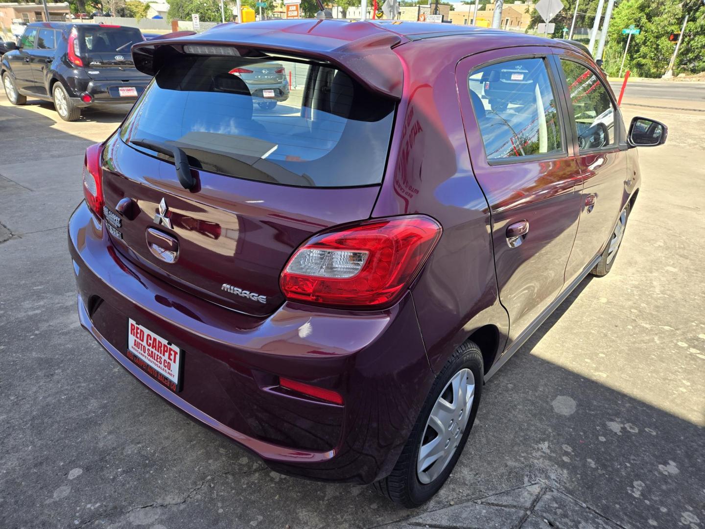 2018 Mitsubishi Mirage ES (ML32A3HJ6JH) with an 1.2L L3 DOHC engine, Automatic transmission, located at 503 West Court, Seguin, TX, 78155, (830) 379-3373, 29.568621, -97.969803 - 2018 Mitsubishi Mirage ES with a 1.2L L3 DOHC, Automatic, Tilt, AM/FM Touchscreen Stereo, Power Windows, Locks and Side Mirrors, Bluetooth, Tinted Windows, Backup Camera, Rear Wiper, Rear Defroster and more!! - Photo#3
