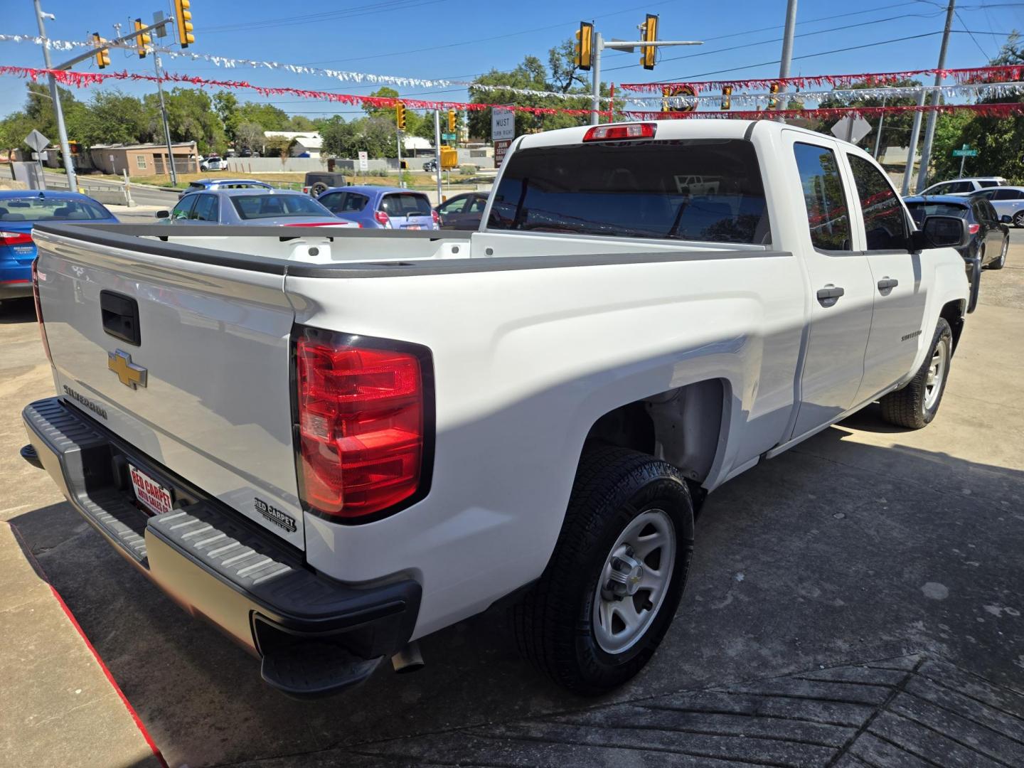 2016 Chevrolet Silverado 1500 Work Truck Double Cab 2WD (1GCRCNEHXGZ) with an 4.3L V6 OHV 12V engine, 6A transmission, located at 503 West Court, Seguin, TX, 78155, (830) 379-3373, 29.568621, -97.969803 - Photo#2