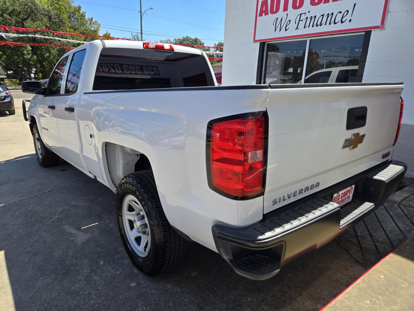 2016 Chevrolet Silverado 1500 Work Truck Double Cab 2WD (1GCRCNEHXGZ) with an 4.3L V6 OHV 12V engine, 6A transmission, located at 503 West Court, Seguin, TX, 78155, (830) 379-3373, 29.568621, -97.969803 - Photo#3