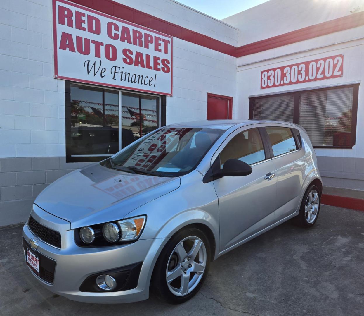 2016 Chevrolet Sonic LTZ Auto 5-Door (1G1JE6SB9G4) with an 1.4L L4 DOHC 24V TURBO engine, 6A transmission, located at 503 West Court, Seguin, TX, 78155, (830) 379-3373, 29.568621, -97.969803 - 2016 Chevrolet Sonic LTZ Auto 5-Door with a 1.4L L4 DOHC 24V TURBO, Automatic, Tilt, Cruise, AM/FM Touchscreen Stereo, Power Windows, Locks and Side Mirrors, Bluetooth, Onstar Capability, Alloy Wheels, Automatic Headlights, Rear Wiper, Rear Defroster and more!! - Photo#0