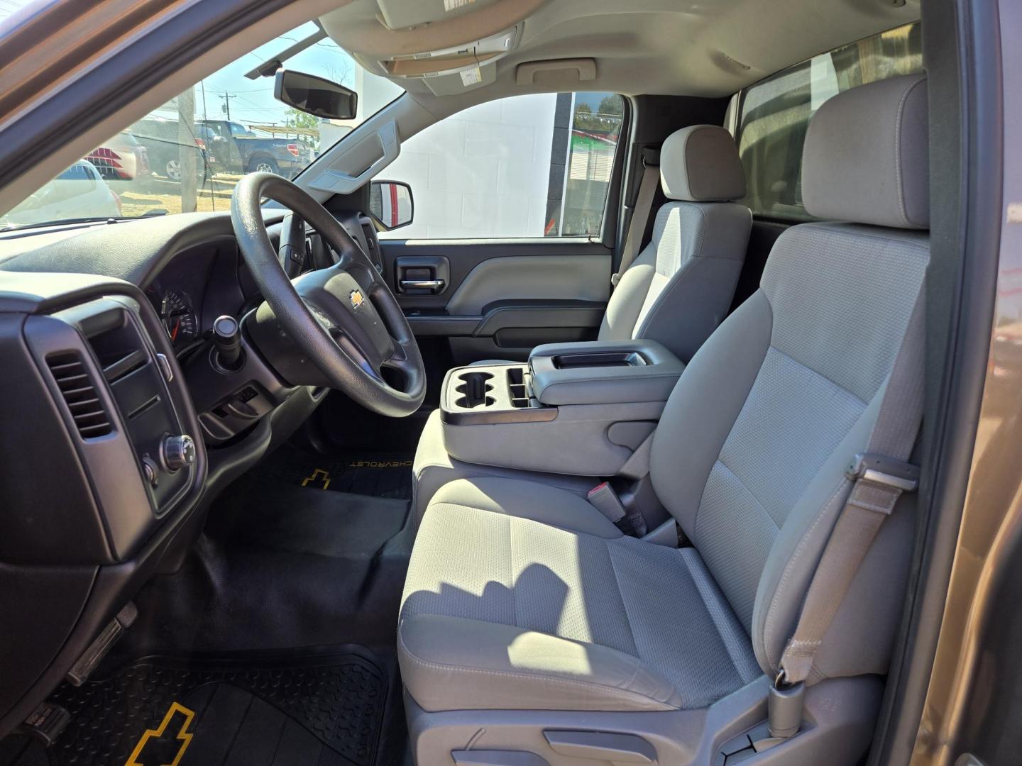2015 PEWTER Chevrolet Silverado 1500 Work Truck Short Box 2WD (1GCNCPEH7FZ) with an 4.3L V6 OHV 12V engine, 6-Speed Automatic transmission, located at 503 West Court, Seguin, TX, 78155, (830) 379-3373, 29.568621, -97.969803 - 2015 Chevrolet Silverado 1500 Work Truck 2WD with a 4.3L V6 OHV 12V, Automatic, Tilt, Cruise, AM/FM/CD Stereo, Power Windows, Locks and Side Mirrors, Bench Seating, Camper Shell, Automatic Headlights, Alloy Wheels and more!! - Photo#4