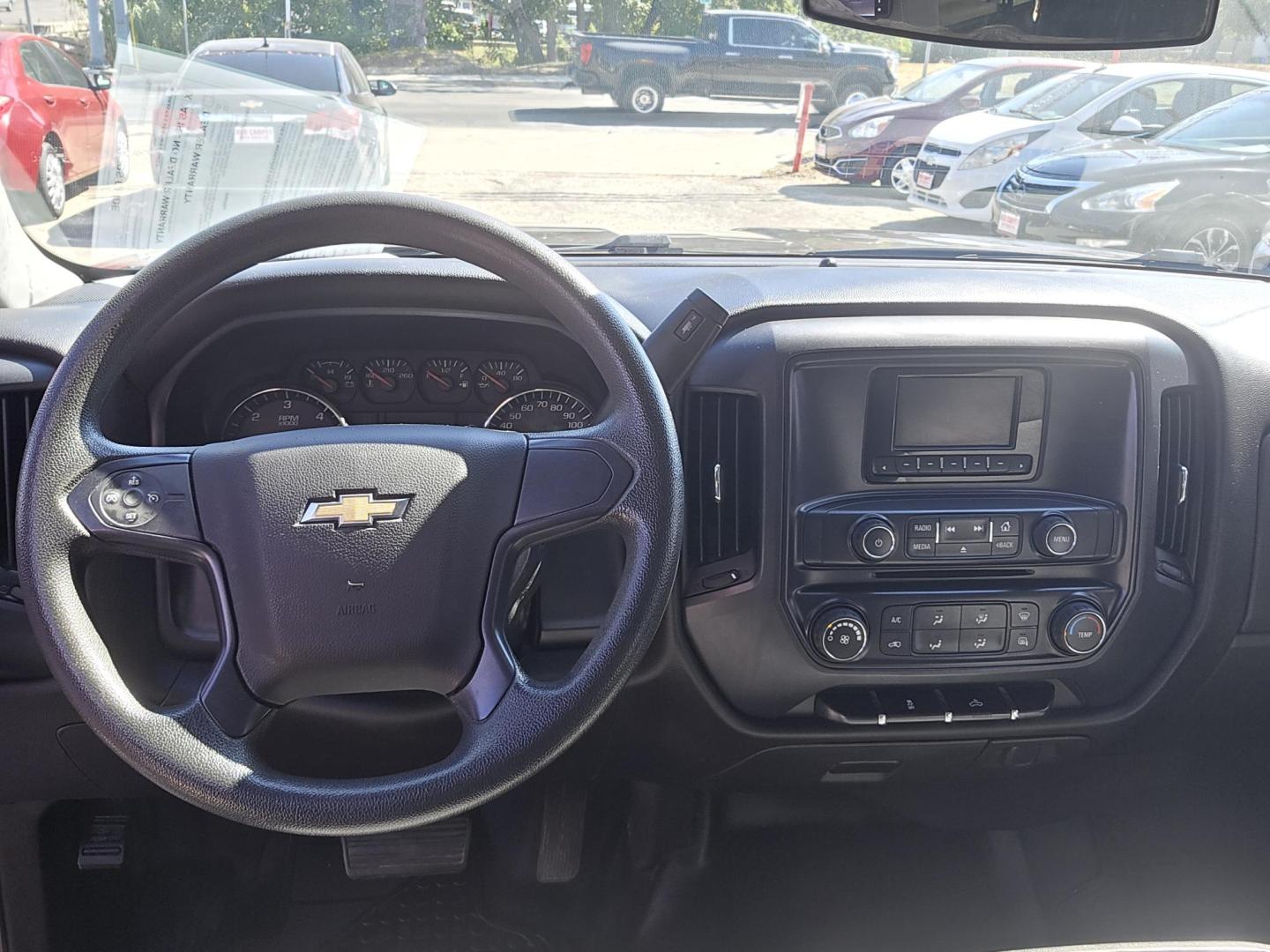 2015 PEWTER Chevrolet Silverado 1500 Work Truck Short Box 2WD (1GCNCPEH7FZ) with an 4.3L V6 OHV 12V engine, 6-Speed Automatic transmission, located at 503 West Court, Seguin, TX, 78155, (830) 379-3373, 29.568621, -97.969803 - 2015 Chevrolet Silverado 1500 Work Truck 2WD with a 4.3L V6 OHV 12V, Automatic, Tilt, Cruise, AM/FM/CD Stereo, Power Windows, Locks and Side Mirrors, Bench Seating, Camper Shell, Automatic Headlights, Alloy Wheels and more!! - Photo#5