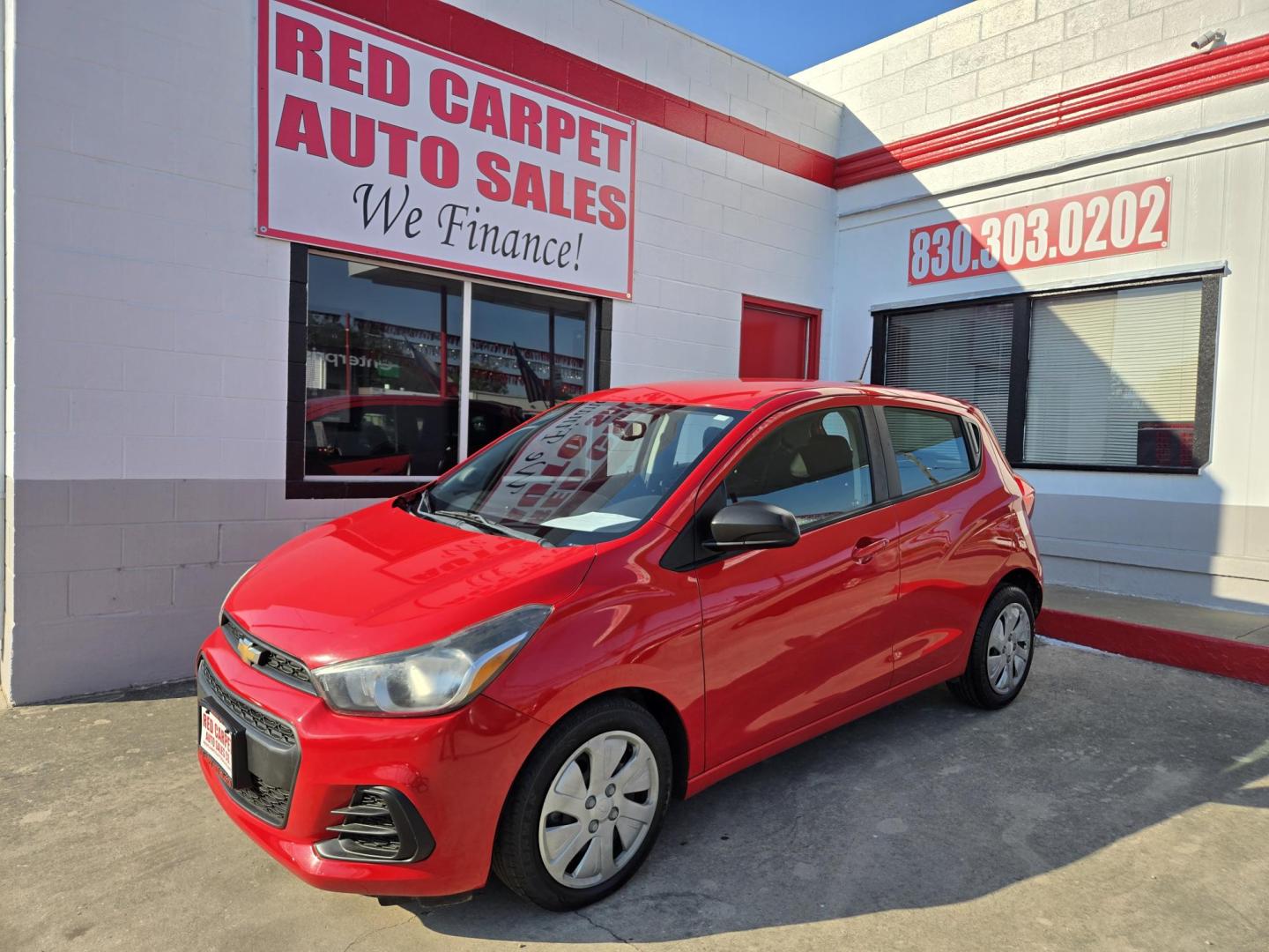 2018 Red Chevrolet Spark LS (KL8CB6SA9JC) with an 1.4L L4 16V DOHC engine, Automatic transmission, located at 503 West Court, Seguin, TX, 78155, (830) 379-3373, 29.568621, -97.969803 - 2018 Chevrolet Spark LS with a 1.4L L4 16V DOHC, Automatic, Tilt, Cruise, AM/FM/AUX Touchscreen Stereo, Automatic Headlights, Onstar Capability, Backup Camera, Rear Wiper, Rear Defroster and more!! - Photo#0