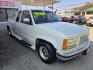 1992 WHITE GMC Sierra C/K 1500 Club Coupe 8-ft. Bed 2WD (2GDEC19KXN1) with an 5.7L V8 OHV 16V engine, Automatic transmission, located at 503 West Court, Seguin, TX, 78155, (830) 379-3373, 29.568621, -97.969803 - 1992 GMC Sierra C/K 1500 Club Coupe 8-ft. Bed 2WD with a 5.7L V8 OHV 16V, Automatic, Tilt, AM/FM/CD/AUX Stereo, Power Windows and Locks, Alloy Wheels, Running Boards and more!! Still needs restoration work, where are the Weekend Warriors at? - Photo#1