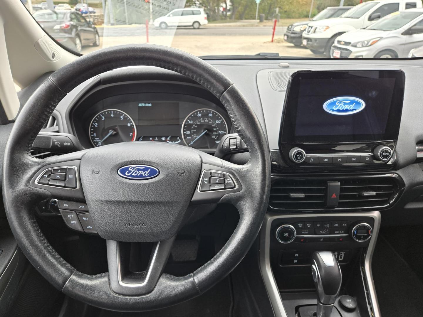 2020 WHITE Ford EcoSport Titanium AWD (MAJ6S3KL8LC) with an 2.0L L4 DOHC 16V engine, 6A transmission, located at 503 West Court, Seguin, TX, 78155, (830) 379-3373, 29.568621, -97.969803 - Photo#5