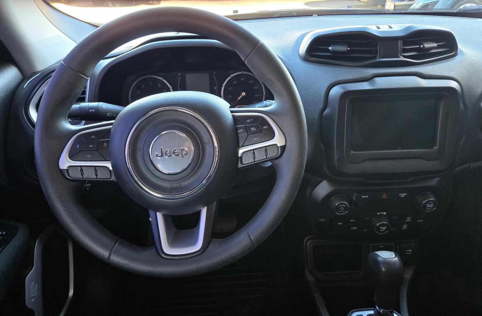 2018 Blue Jeep Renegade Sport FWD (ZACCJAAB8JP) with an 2.4L L4 DOHC 16V engine, Automatic transmission, located at 503 West Court, Seguin, TX, 78155, (830) 379-3373, 29.568621, -97.969803 - Photo#4