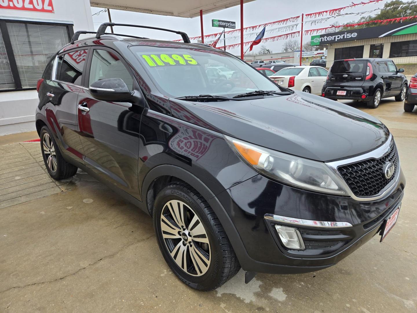 2015 Black Kia Sportage EX FWD (KNDPC3AC1F7) with an 2.4L V6 DOHC 24V engine, 6-Speed Automatic transmission, located at 503 West Court, Seguin, TX, 78155, (830) 379-3373, 29.568621, -97.969803 - Photo#1