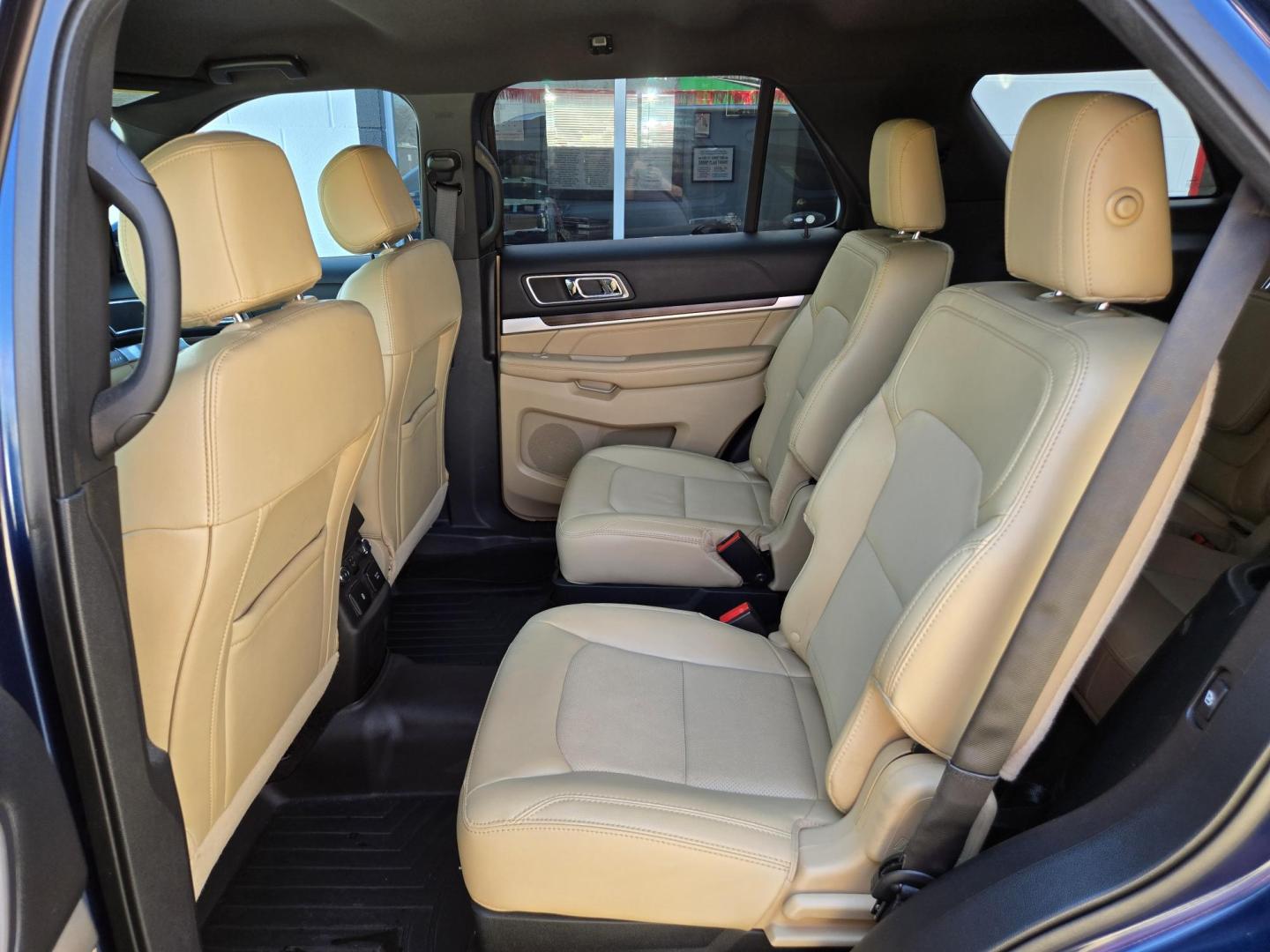 2017 Blue Ford Explorer Limited FWD (1FM5K7FHXHG) with an 2.3L L4 DOHC 16V engine, 6A transmission, located at 503 West Court, Seguin, TX, 78155, (830) 379-3373, 29.568621, -97.969803 - 2017 Ford Explorer Limited FWD with a 2.3L L4 DOHC 16V, Automatic, Tilt, Cruise, AM/FM Touchscreen Stereo, Power Windows, Locks, Seats and Side Mirrors, Bluetooth, Leather Seating, Navigation, Dual Climate Control, Rear A/C, Heated and Cooled Seats, Heated Steering Wheel, Tinted Windows, Backup Came - Photo#6