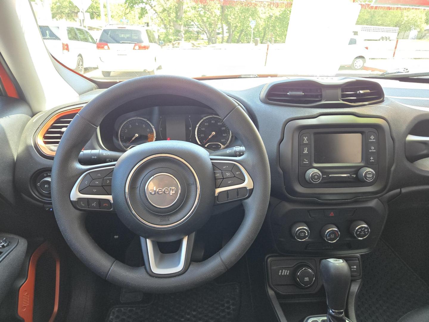 2018 Orange Jeep Renegade Sport 4WD (ZACCJBAB5JP) with an 2.4L L4 DOHC 16V engine, Automatic transmission, located at 503 West Court, Seguin, TX, 78155, (830) 379-3373, 29.568621, -97.969803 - Photo#5