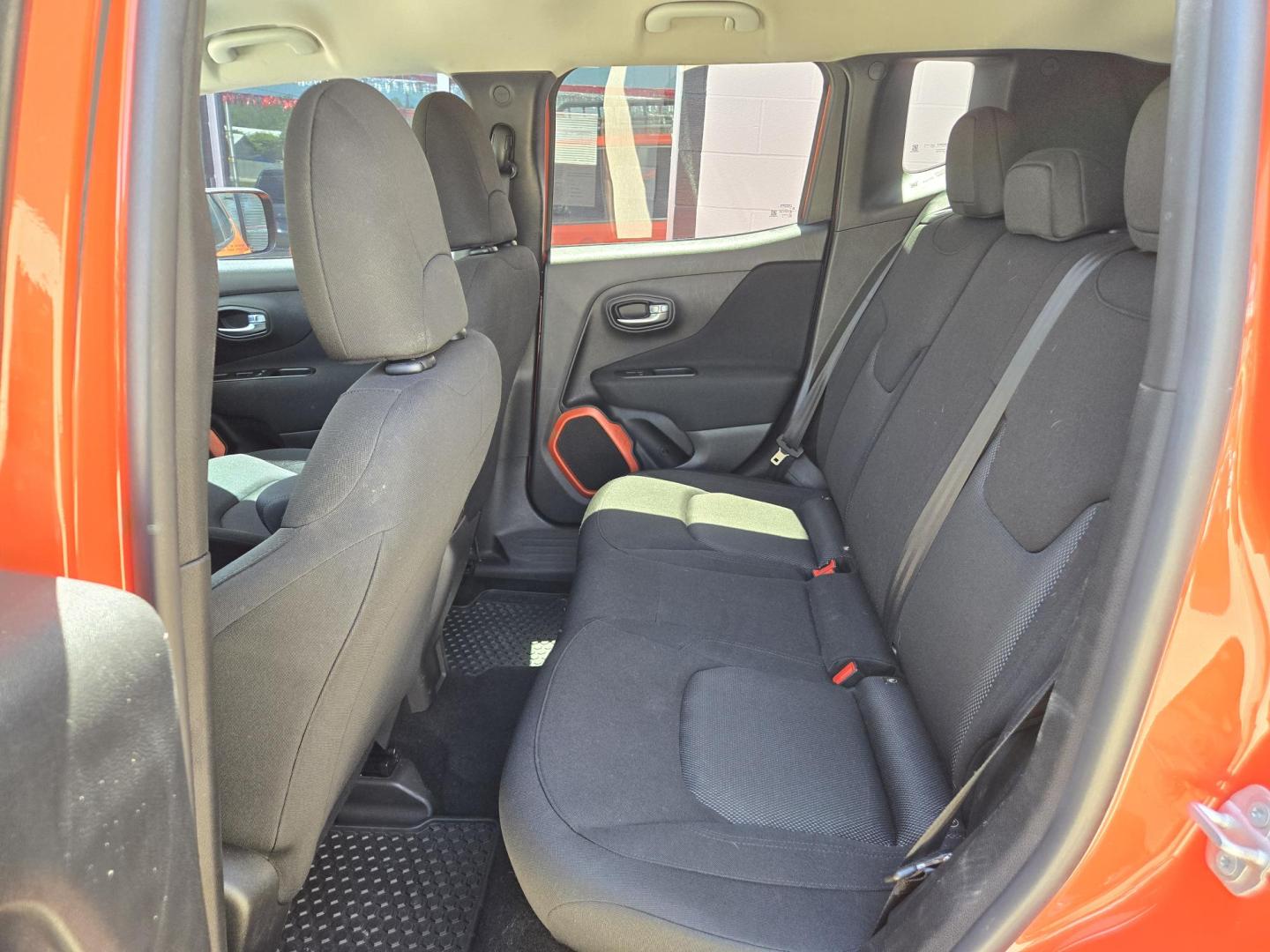 2018 Orange Jeep Renegade Sport 4WD (ZACCJBAB5JP) with an 2.4L L4 DOHC 16V engine, Automatic transmission, located at 503 West Court, Seguin, TX, 78155, (830) 379-3373, 29.568621, -97.969803 - Photo#6