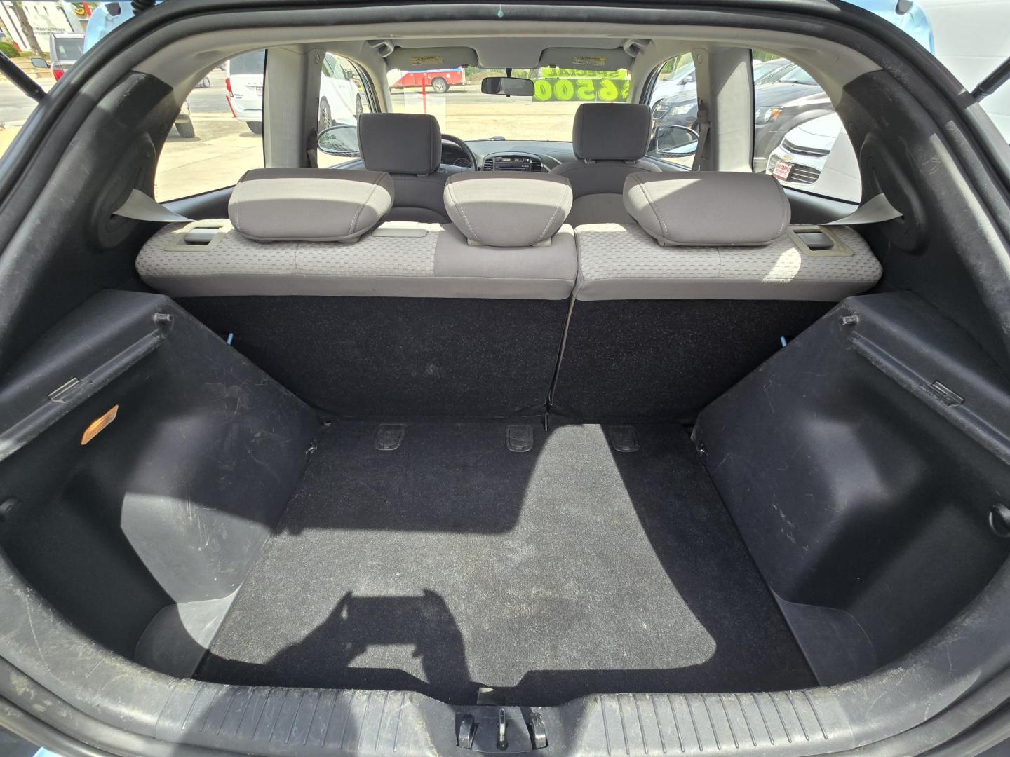 2008 Blue Hyundai Accent GS 3-Door (KMHCM36CX8U) with an 1.6L L4 DOHC 16V engine, Automatic transmission, located at 503 West Court, Seguin, TX, 78155, (830) 379-3373, 29.568621, -97.969803 - 2008 Hyundai Accent GS 3-Door with a 1.6L L4 DOHC 16V, Automatic, Tilt, AM/FM/CD/AUX Stereo, Rear Defroster and more!! - Photo#7