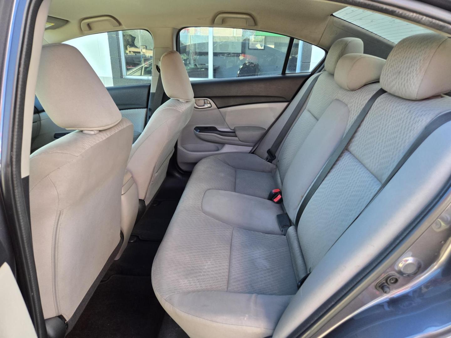 2015 GRAY Honda Civic LX Sedan CVT (19XFB2F54FE) with an 1.8L L4 SOHC 16V engine, Automatic transmission, located at 503 West Court, Seguin, TX, 78155, (830) 379-3373, 29.568621, -97.969803 - 2015 Honda Civic LX Sedan with a 1.8L L4 SOHC 16V, Automatic, Tilt, Cruise, AM/FM/CD/AUX Stereo, Power Windows, Locks and Side Mirrors, Bluetooth, Backup Camera, Tinted Windows, Rear Defroster and more!! - Photo#6