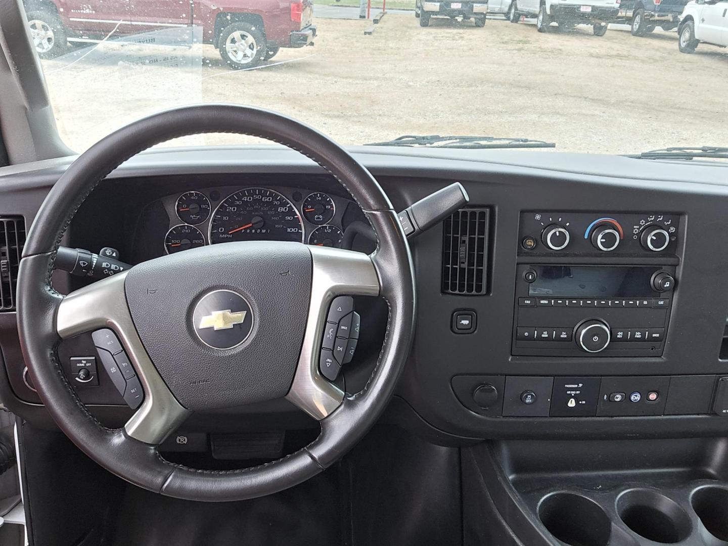 2019 WHITE Chevrolet Express G3500 139" (1GB0GRFP8K1) with an 4.3L V6 F OHV 12V engine, 6A transmission, located at 503 West Court, Seguin, TX, 78155, (830) 379-3373, 29.568621, -97.969803 - 2019 Chevrolet Express G3500 High Cube Van with a 4.3L V6 F OHV 12V, Automatic, Tilt, Cruise, AM/FM/AUX Stereo, Power Windows, Locks and Side Mirrors, Bluetooth, Onstar Capability, Automatic Headlights, Alloy Wheels, Rear Folding Shelving, Power Inverter, Winch, Ramps, Backup Camera and more!! - Photo#5