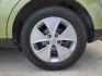 2014 Green Kia Soul Base (KNDJN2A29E7) with an 1.6L L4 DOHC 16V engine, Automatic transmission, located at 503 West Court, Seguin, TX, 78155, (830) 379-3373, 29.568621, -97.969803 - 2014 Kia Soul Base with a 1.6L L4 DOHC 16V, Automatic, Tilt, Cruise, AM/FM/AUX Stereo, Power Windows, Locks, and Side Mirrors, Bluetooth, Tinted Windows, Alloy Wheels, Rear Wiper, Rear Defroster and more!! - Photo#8