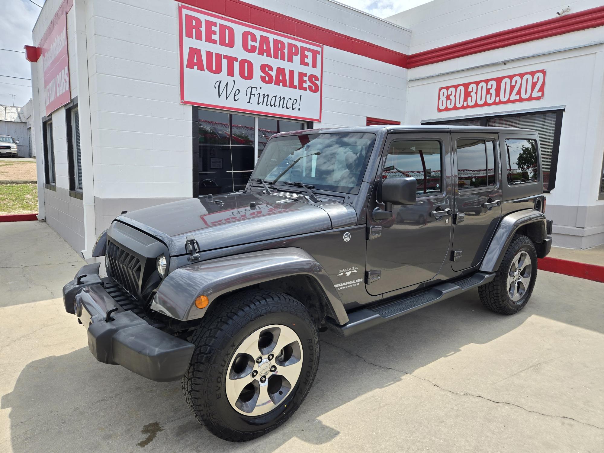 photo of 2017 Jeep Wrangler Unlimited Sahara 4WD