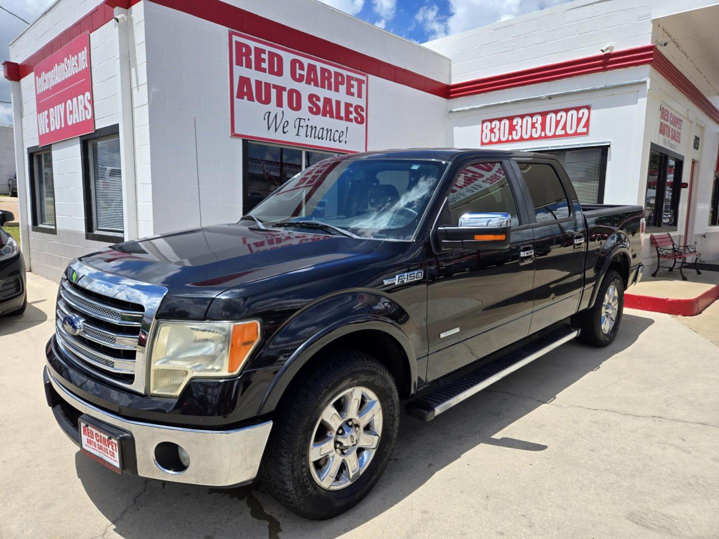 2013 Black Ford F-150 Platinum SuperCrew 6.5-ft. Bed 2WD (1FTFW1CT6DK) with an 3.5L V6 TURBO engine, 6-Speed Automatic transmission, located at 503 West Court, Seguin, TX, 78155, (830) 379-3373, 29.568621, -97.969803 - 2013 Ford F-150 Platinum SuperCrew 6.5-ft. Bed 2WD with a 3.5L V6 TURBO, Automatic, Tilt, Cruise, AM/FM/CD Touchscreen Stereo, Power Windows, Locks, Seat and Side Mirrors, Leather Seating, Bluetooth, Dual Climate Control, Rear A/C, Heated and Cooled Seats, Running Boards, Backup Camera, Bumper Senso - Photo#0