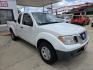 2018 WHITE Nissan Frontier SV King Cab I4 5MT 2WD (1N6BD0CT1JN) with an 2.5L L4 DOHC 16V engine, Automatic transmission, located at 503 West Court, Seguin, TX, 78155, (830) 379-3373, 29.568621, -97.969803 - 2018 Nissan Frontier SV King Cab 2WD with a 2.5L L4 DOHC 16V, Automatic, Cruise, AM/FM/CD/AUX Stereo, Bluetooth, Toolbox, Alloy Wheels, Backup Camera and more!! - Photo#1