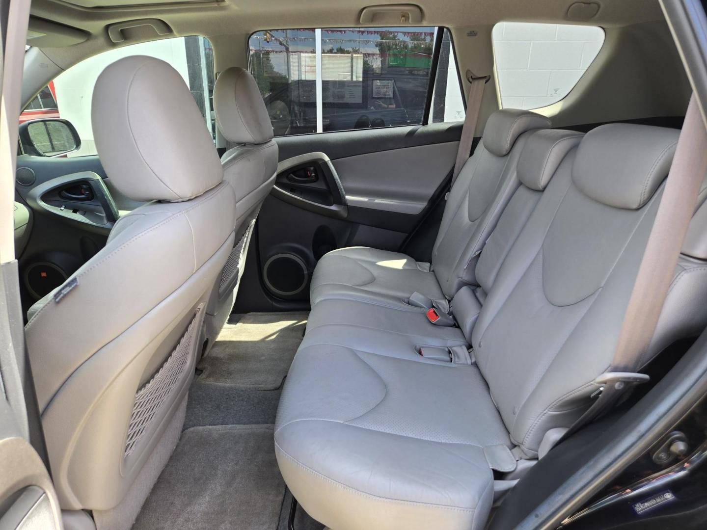 2010 Black Toyota RAV4 Limited I4 2WD (2T3YF4DVXAW) with an 2.4L L4 DOHC 16V engine, 4-Speed Automatic transmission, located at 503 West Court, Seguin, TX, 78155, (830) 379-3373, 29.568621, -97.969803 - 2010 Toyota RAV4 Limited 2WD with a 2.4L L4 DOHC 16V, Automatic, Tilt, Cruise, AM/FM/CD/AUX Stereo, Power Windows, Locks, Seat and Side Mirrors, Bluetooth, Dual Climate Control, Power Sunroof, Heated Seats, Alloy Wheels, Automatic Headlights, Rear Wiper, Rear Defroster and more!! - Photo#6