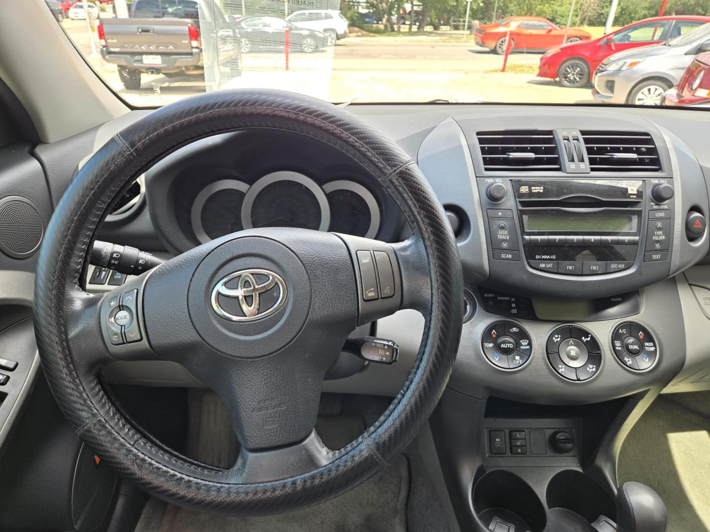 2010 Black Toyota RAV4 Limited I4 2WD (2T3YF4DVXAW) with an 2.4L L4 DOHC 16V engine, 4-Speed Automatic transmission, located at 503 West Court, Seguin, TX, 78155, (830) 379-3373, 29.568621, -97.969803 - 2010 Toyota RAV4 Limited 2WD with a 2.4L L4 DOHC 16V, Automatic, Tilt, Cruise, AM/FM/CD/AUX Stereo, Power Windows, Locks, Seat and Side Mirrors, Bluetooth, Dual Climate Control, Power Sunroof, Heated Seats, Alloy Wheels, Automatic Headlights, Rear Wiper, Rear Defroster and more!! - Photo#5