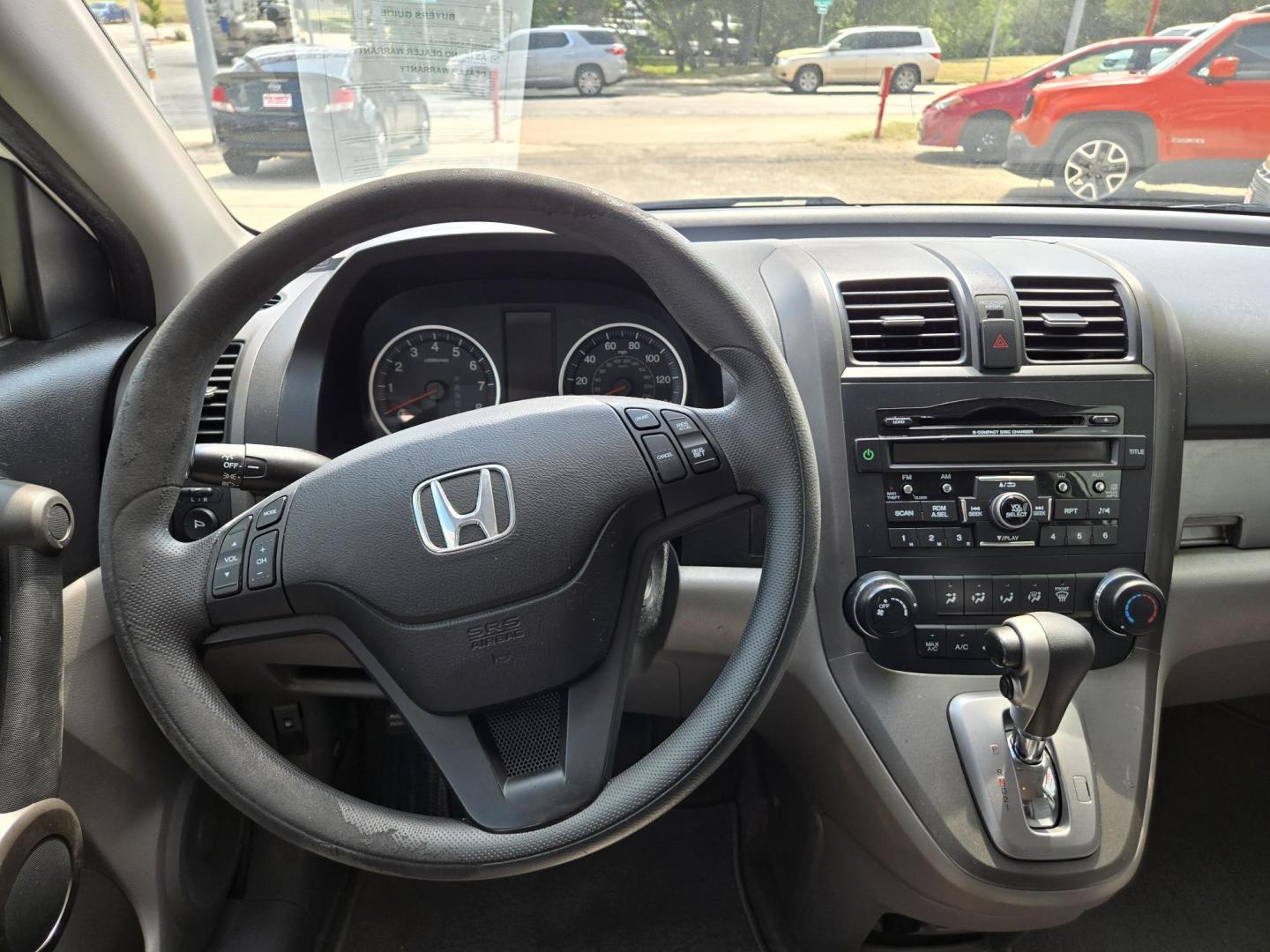 2011 WHITE Honda CR-V SE 2WD 5-Speed AT (5J6RE3H45BL) with an 2.4L L4 DOHC 16V engine, 5-Speed Automatic transmission, located at 503 West Court, Seguin, TX, 78155, (830) 379-3373, 29.568621, -97.969803 - 2011 Honda CR-V SE 2WD with a 2.4L L4 DOHC 16V, Automatic, Tilt, Cruise, AM/FM/CD/AUX Stereo, Power Windows, Locks and Side Mirrors, Alloy Wheels, Rear Wiper, Rear Defroster and more!! - Photo#5