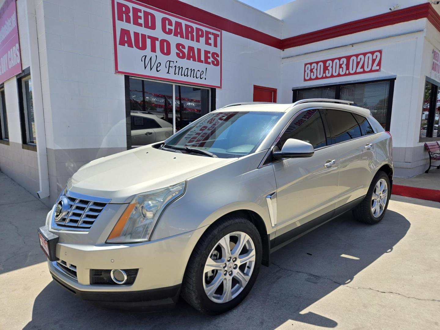 2015 Gold Cadillac SRX Performance Collection FWD (3GYFNCE38FS) with an 3.6L V6 DOHC 24V FFV engine, 6-Speed Automatic transmission, located at 503 West Court, Seguin, TX, 78155, (830) 379-3373, 29.568621, -97.969803 - 2015 Cadillac SRX Performance Collection FWD with a 3.6L V6 DOHC 24V FFV, Automatic, Tilt, Cruise, AM/FM/CD Touchscreen Stereo, Power Windows, Locks, Seat and Side Mirrors, Bluetooth, Leather Seating, Heated Seats, Dual Climate Control, Rear A/C, Tinted Windows, Power Sunroof, Rear Power Hatch, Allo - Photo#0