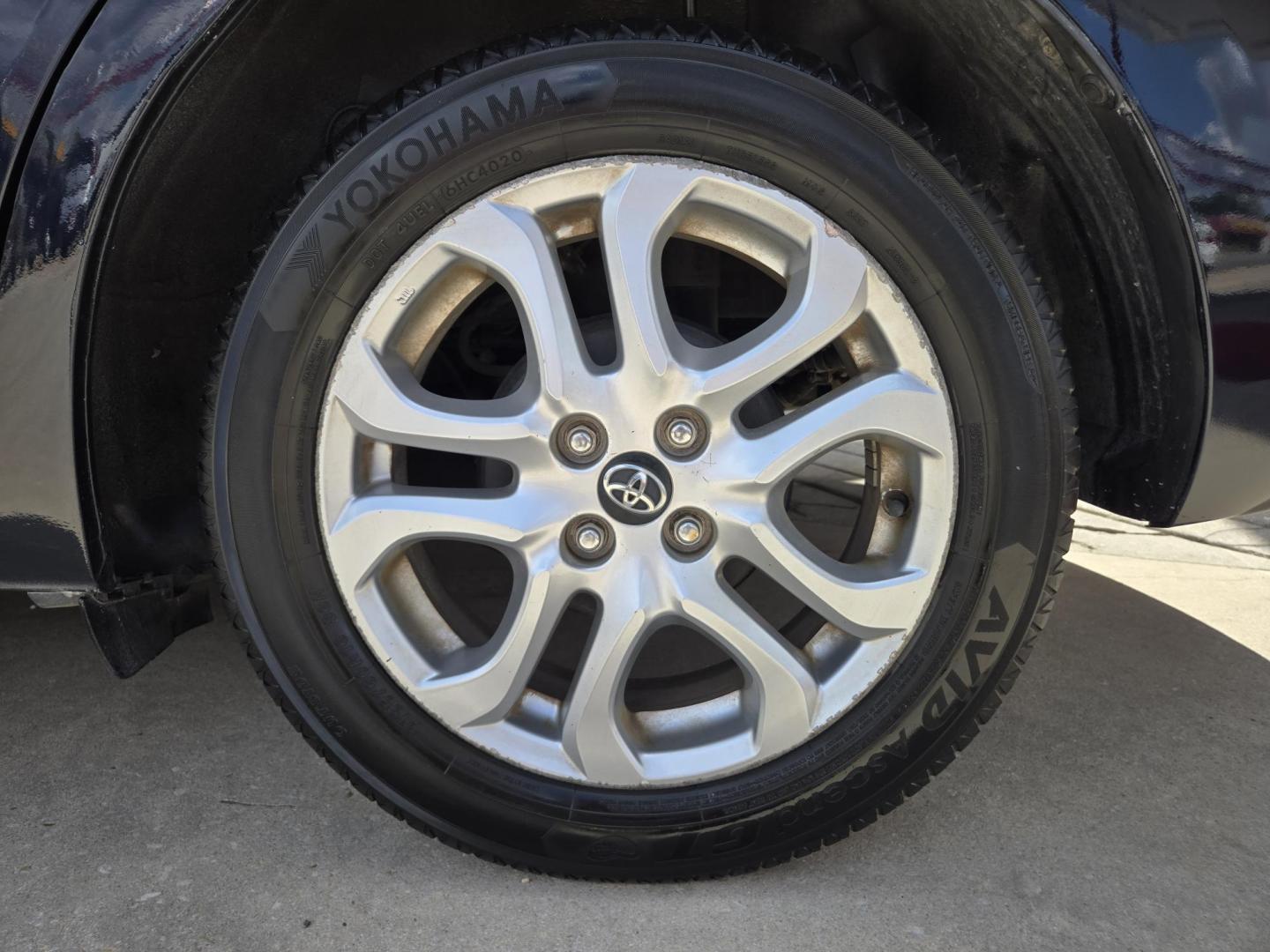2017 BLUE Toyota Yaris iA (3MYDLBYV0HY) with an 1.5L L4 DOHC 16V engine, Automatic transmission, located at 503 West Court, Seguin, TX, 78155, (830) 379-3373, 29.568621, -97.969803 - 2017 Toyota Yaris iA with a 1.5L L4 DOHC 16V, Automatic, Tilt, Cruise, AM/FM/AUX Stereo, Power Windows, Locks and Side Mirrors, Bluetooth, Tinted Windows, Alloy Wheels, Backup Camera, Rear Defroster and more!! - Photo#8