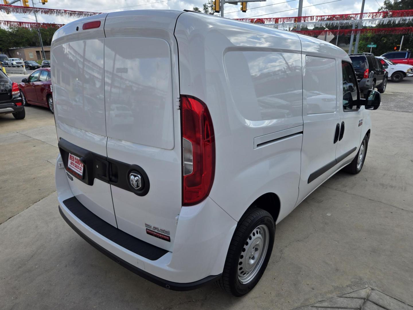 2022 WHITE RAM ProMaster City Wagon (ZFBHRFAB2N6) with an 2.4L L4 engine, 9A transmission, located at 503 West Court, Seguin, TX, 78155, (830) 379-3373, 29.568621, -97.969803 - 2022 RAM ProMaster City Wagon with a 2.4L L4, Automatic, Tilt, Cruise, AM/FM Touchscreen Stereo, Power Windows, Bluetooth, Overhead Storage, Backup Camera, Bumper Sensors, Alloy Wheels and more!! - Photo#2