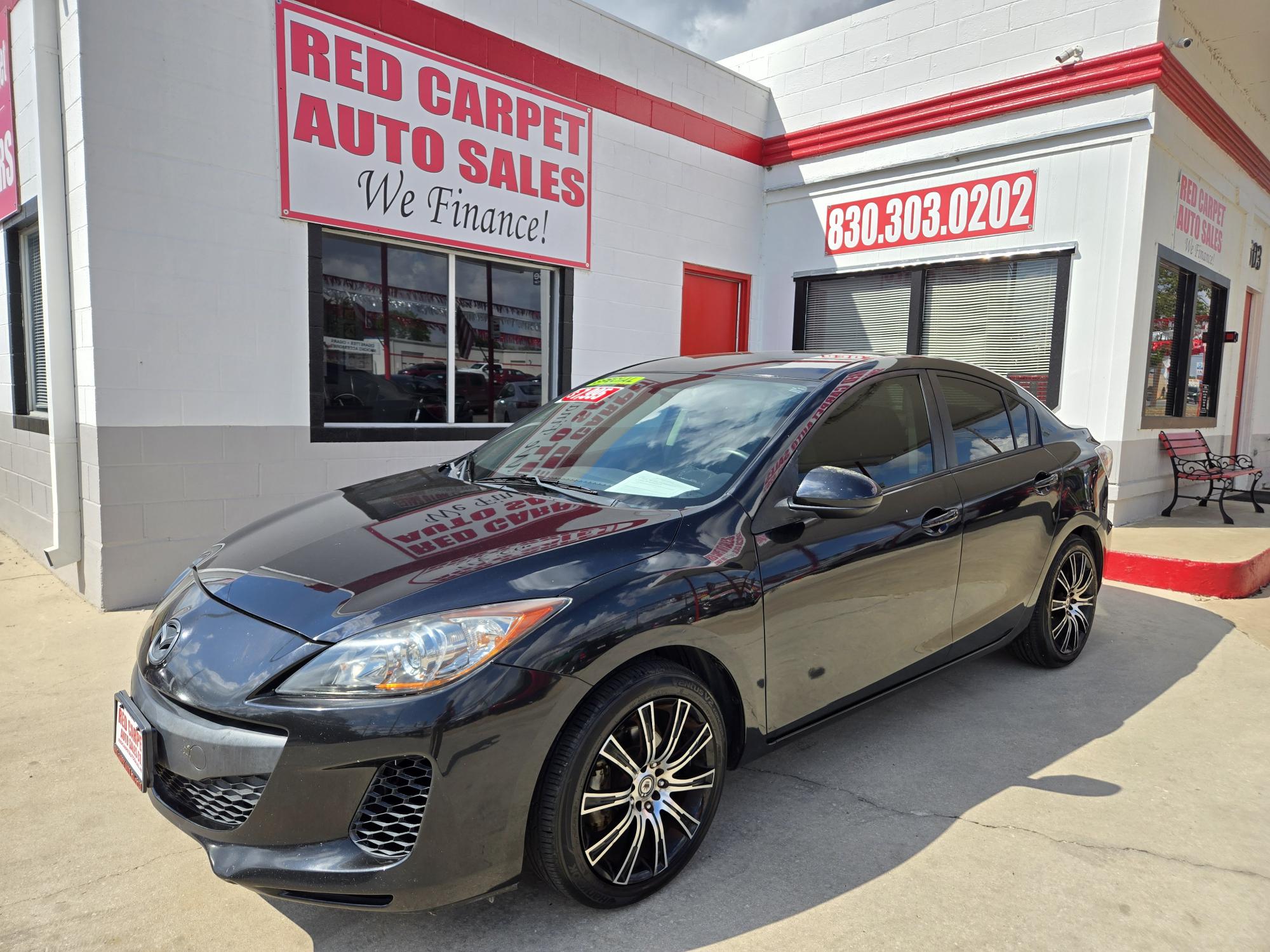 photo of 2012 Mazda MAZDA3 i Sport 4-Door
