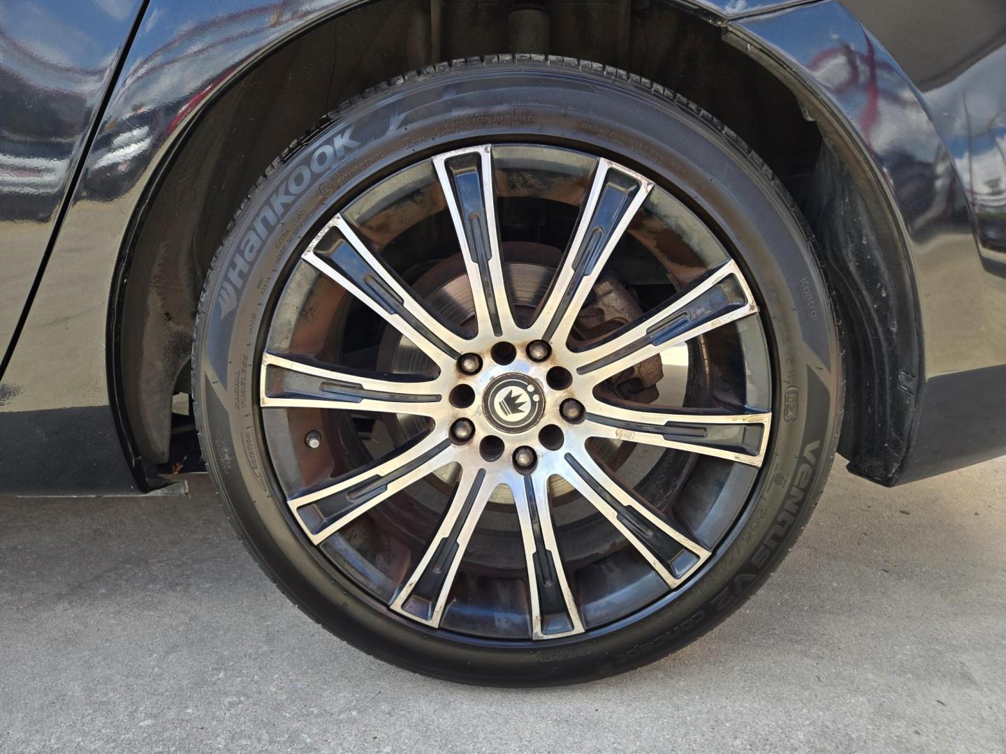 2012 Black Mazda MAZDA3 i Sport 4-Door (JM1BL1UF4C1) with an 2.0L L4 DOHC 16V engine, Manual Transmission transmission, located at 503 West Court, Seguin, TX, 78155, (830) 379-3373, 29.568621, -97.969803 - 2012 Mazda MAZDA3 i Sport 4-Door with a 2.0L L4 DOHC 16V, Standard Transmission, Tilt, AM/FM/CD/AUX Stereo, Power Windows, Locks and Side Mirrors, Tinted Windows, Custom Alloy Wheels, Rear Defroster and more!! - Photo#7