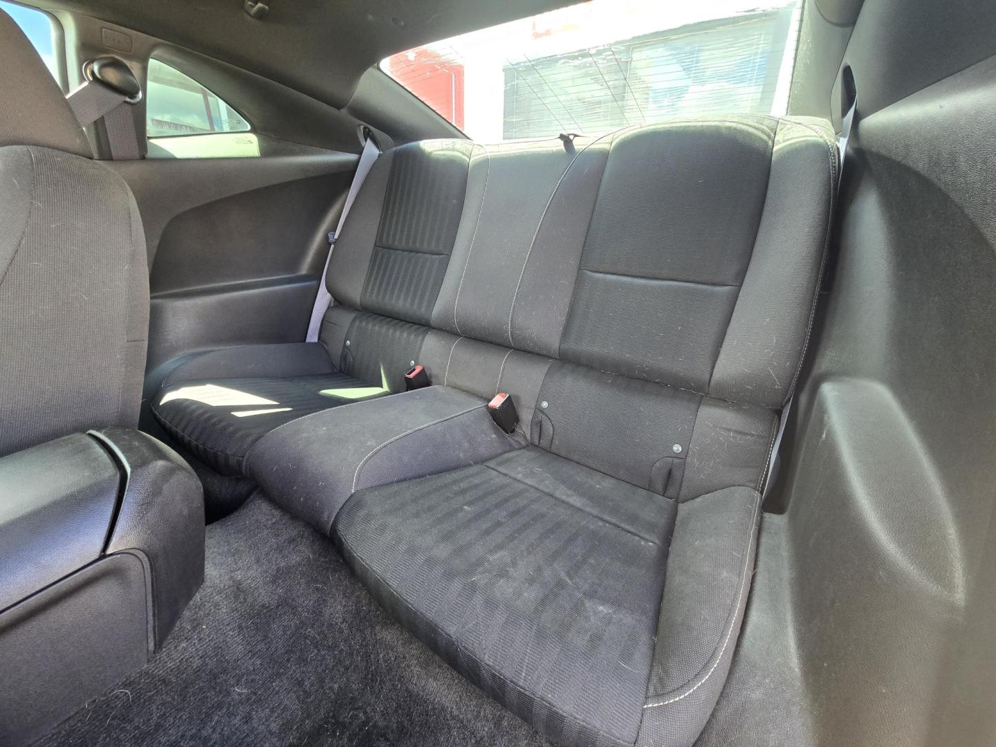 2011 GRAY Chevrolet Camaro LS Coupe (2G1FA1ED3B9) with an 3.6L V6 DOHC 24V engine, 6-Speed Automatic transmission, located at 503 West Court, Seguin, TX, 78155, (830) 379-3373, 29.568621, -97.969803 - 2011 Chevrolet Camaro LS Coupe with a 3.6L V6 DOHC 24V, Automatic, Tilt, Cruise, AM/FM/CD Stereo, Power Windows, Locks, Seat and Side Mirrors, Bluetooth, Onstar Capability, Automatic Headlights, Rear Defroster and more!! - Photo#6