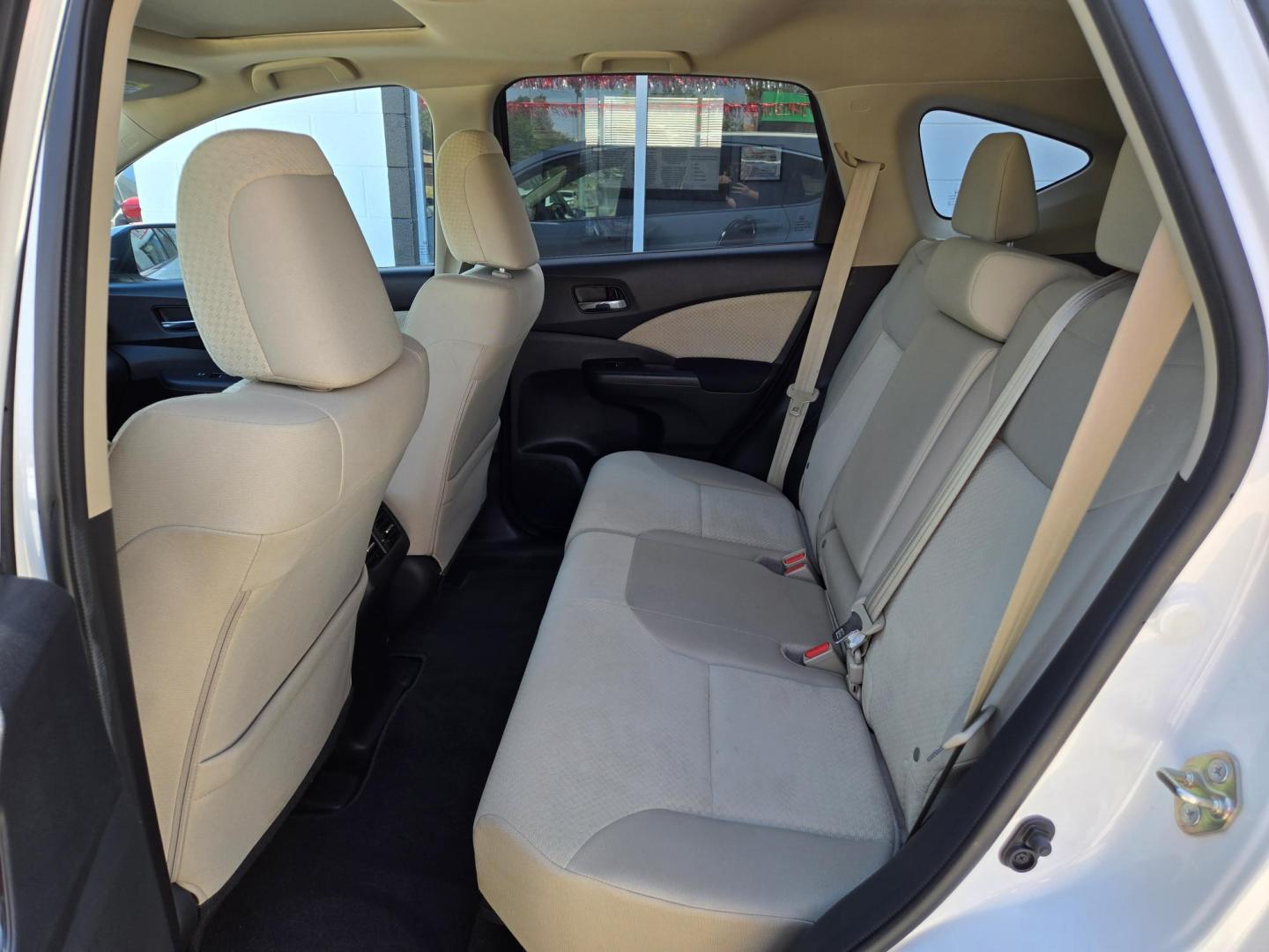 2016 WHITE Honda CR-V EX 2WD (5J6RM3H51GL) with an 2.4L L4 DOHC 16V engine, Automatic transmission, located at 503 West Court, Seguin, TX, 78155, (830) 379-3373, 29.568621, -97.969803 - 2016 Honda CR-V EX 2WD with a 2.4L L4 DOHC 16V, Automatic, Tilt, Cruise, AM/FM Touchscreen Stereo, Power Windows, Locks, Seat and Side Mirrors, Bluetooth, Heated Seats, Tinted Windows, Alloy Wheels, Backup Camera, Rear Wiper, Rear Defroster and more!! - Photo#6