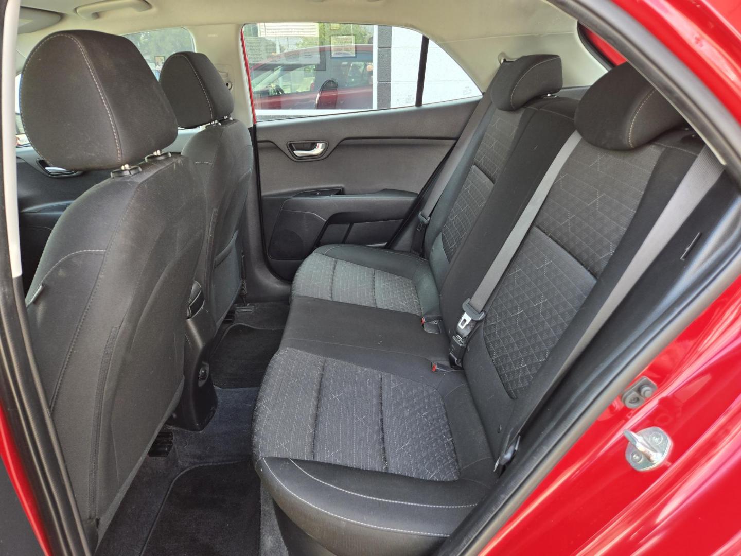 2020 Red Kia Rio5 S (3KPA25AD1LE) with an 1.6L L4 DOHC 16V engine, 6A transmission, located at 503 West Court, Seguin, TX, 78155, (830) 379-3373, 29.568621, -97.969803 - Photo#6