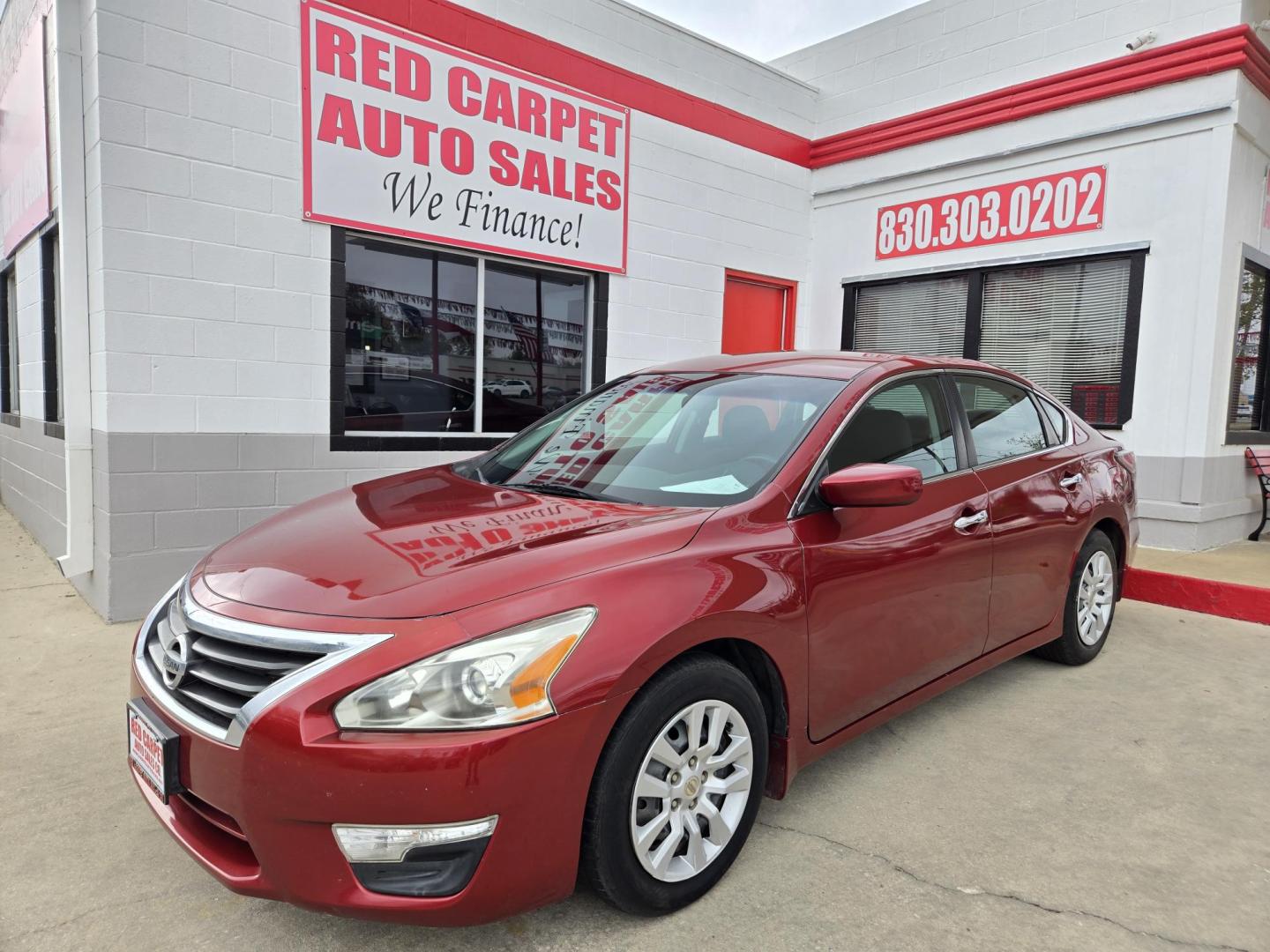 2015 Nissan Altima 2.5 S (1N4AL3AP4FN) with an 2.5L L4 DOHC 16V engine, Automatic transmission, located at 503 West Court, Seguin, TX, 78155, (830) 379-3373, 29.568621, -97.969803 - 2015 Nissan Altima 2.5 S with a 2.5L L4 DOHC 16V, Automatic, Tilt, Cruise, AM/FM/CD/AUX Stereo, Power Windows, Locks, Seat and Side Mirrors, Bluetooth, Rear Defroster and more!! - Photo#0