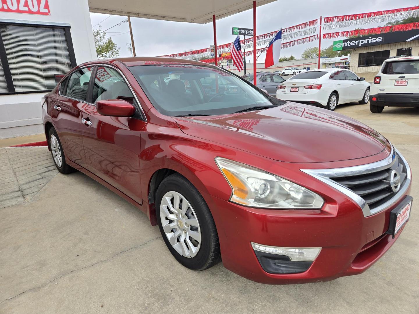2015 Nissan Altima 2.5 S (1N4AL3AP4FN) with an 2.5L L4 DOHC 16V engine, Automatic transmission, located at 503 West Court, Seguin, TX, 78155, (830) 379-3373, 29.568621, -97.969803 - 2015 Nissan Altima 2.5 S with a 2.5L L4 DOHC 16V, Automatic, Tilt, Cruise, AM/FM/CD/AUX Stereo, Power Windows, Locks, Seat and Side Mirrors, Bluetooth, Rear Defroster and more!! - Photo#1