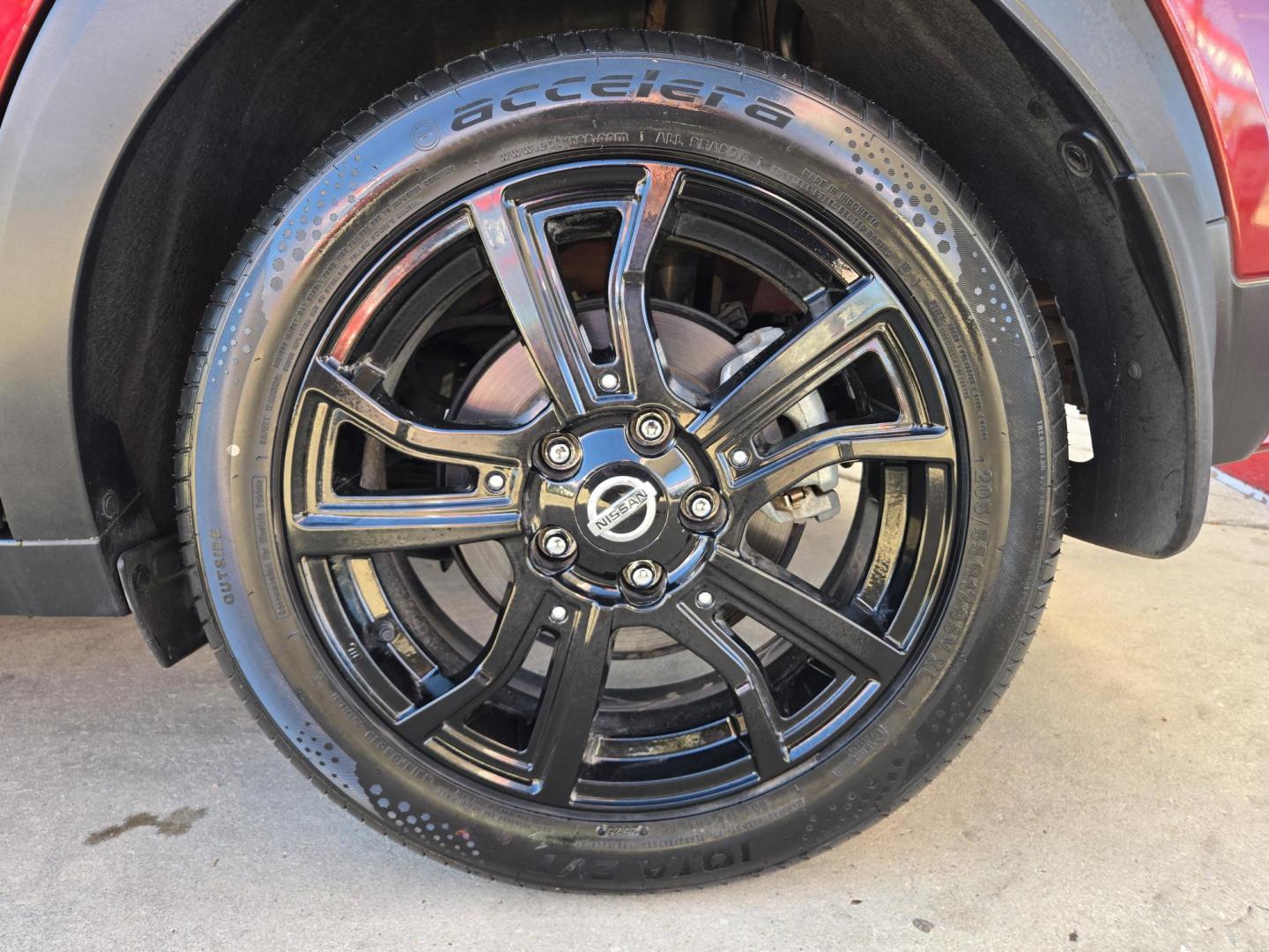 2021 Red Nissan Kicks SR (3N1CP5DVXML) with an 1.6L L4 engine, Automatic transmission, located at 503 West Court, Seguin, TX, 78155, (830) 379-3373, 29.568621, -97.969803 - 2021 Nissan Kicks SR with a 1.6L L4, Automatic, Tilt, Cruise, AM/FM Touchscreen Stereo, Power Windows, Locks and Side Mirrors, Bluetooth, Backup Camera, Bumper Sensors, Rear Wiper, Rear Defroster and more!! - Photo#8