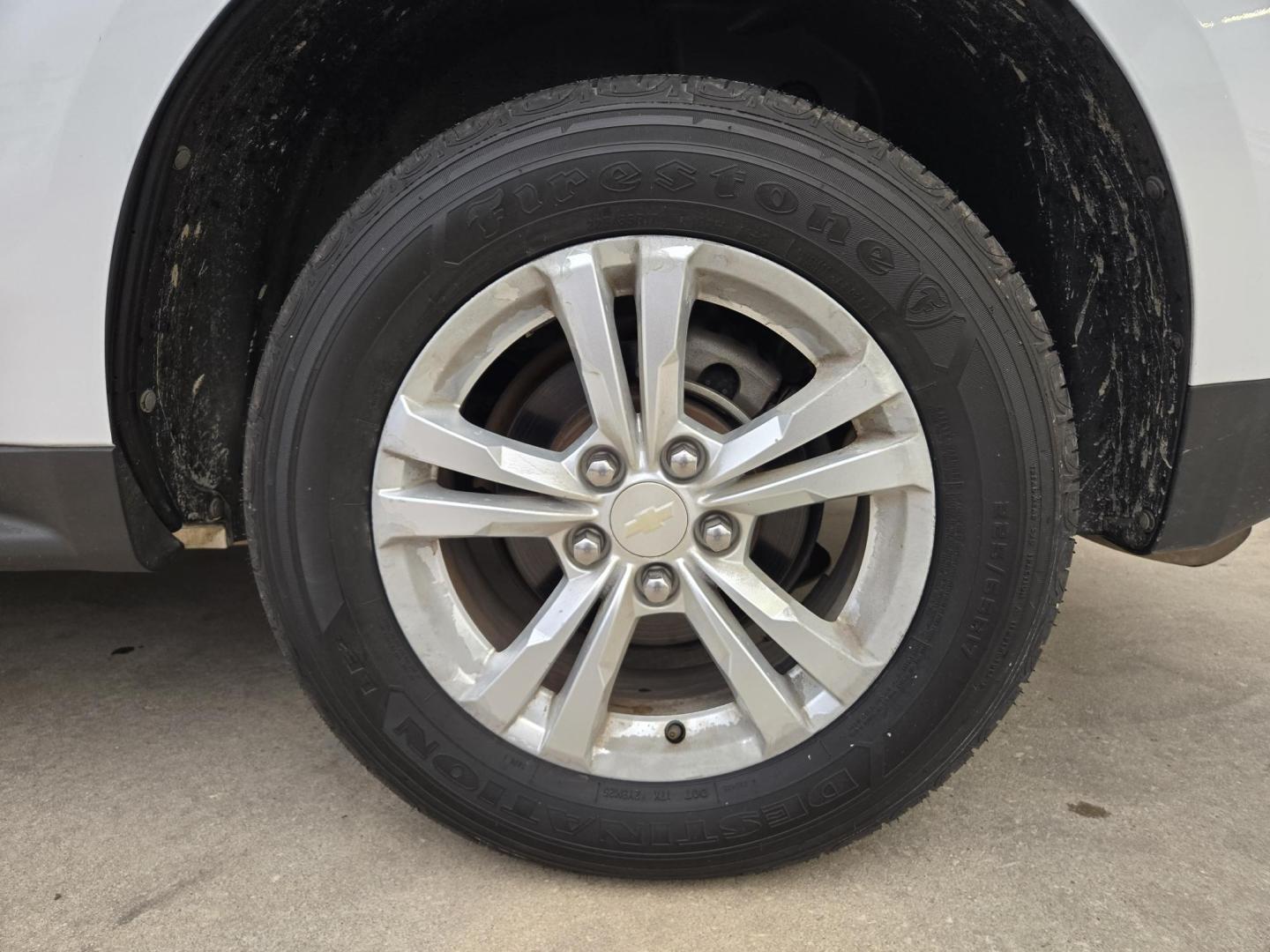 2011 WHITE Chevrolet Equinox LS 2WD (2CNALBEC5B6) with an 2.4L L4 DOHC 16V engine, 6-Speed Automatic transmission, located at 503 West Court, Seguin, TX, 78155, (830) 379-3373, 29.568621, -97.969803 - *Cash Special* 2011 Chevrolet Equinox LS 2WD with a 2.4L L4 DOHC 16V, Automatic, Tilt, Cruise, AM/FM/CD Stereo, Power Windows Locks and Side Mirrors, Bluetooth, Automatic Headlights, Onstar Capability, Alloy Wheels, Rear Wiper, Rear Defroster and more!! - Photo#8