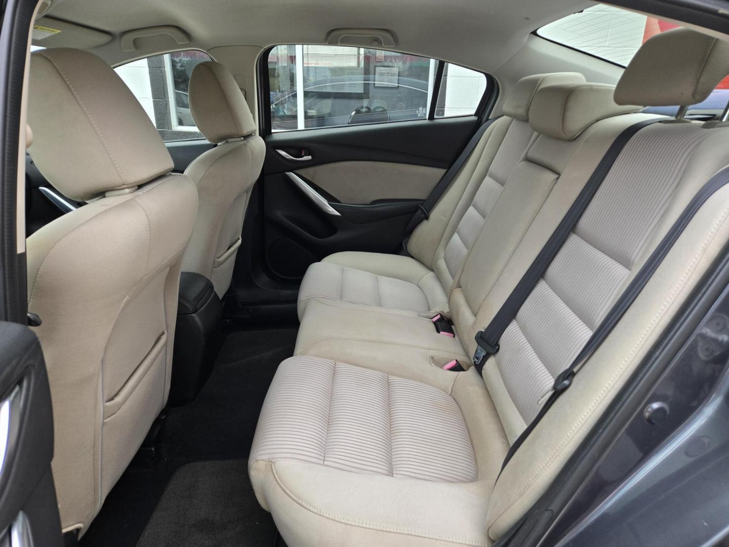 2014 GRAY Mazda Mazda6 i Sport AT (JM1GJ1U62E1) with an 2.5L L4 DOHC 16V engine, 6-Speed Automatic transmission, located at 503 West Court, Seguin, TX, 78155, (830) 379-3373, 29.568621, -97.969803 - Photo#6