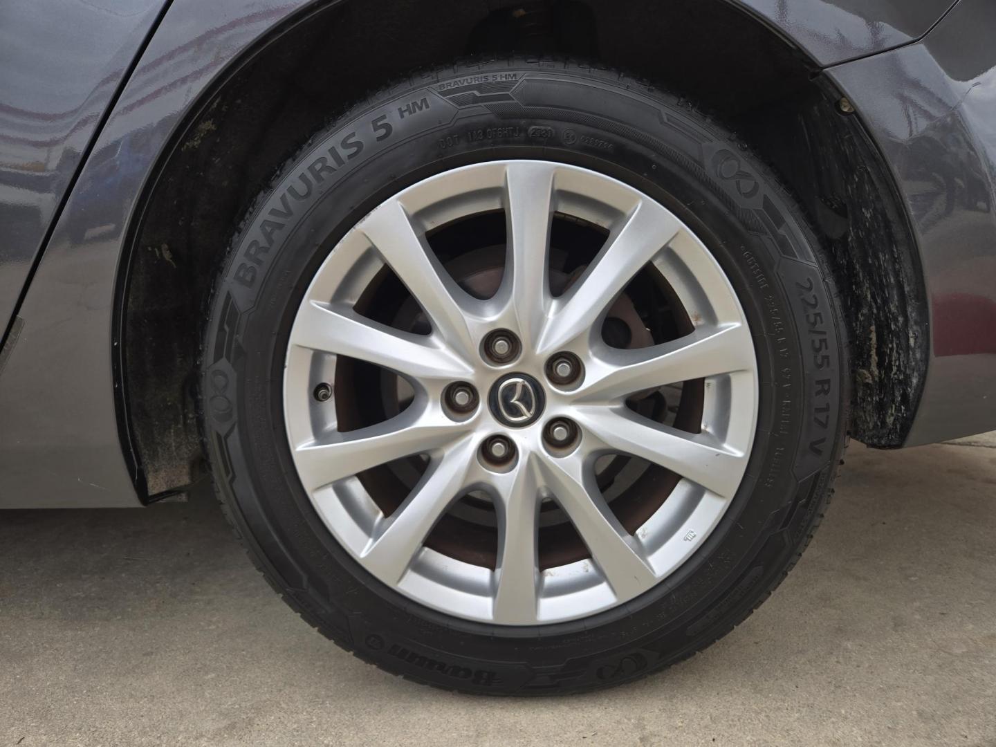 2014 GRAY Mazda Mazda6 i Sport AT (JM1GJ1U62E1) with an 2.5L L4 DOHC 16V engine, 6-Speed Automatic transmission, located at 503 West Court, Seguin, TX, 78155, (830) 379-3373, 29.568621, -97.969803 - Photo#7