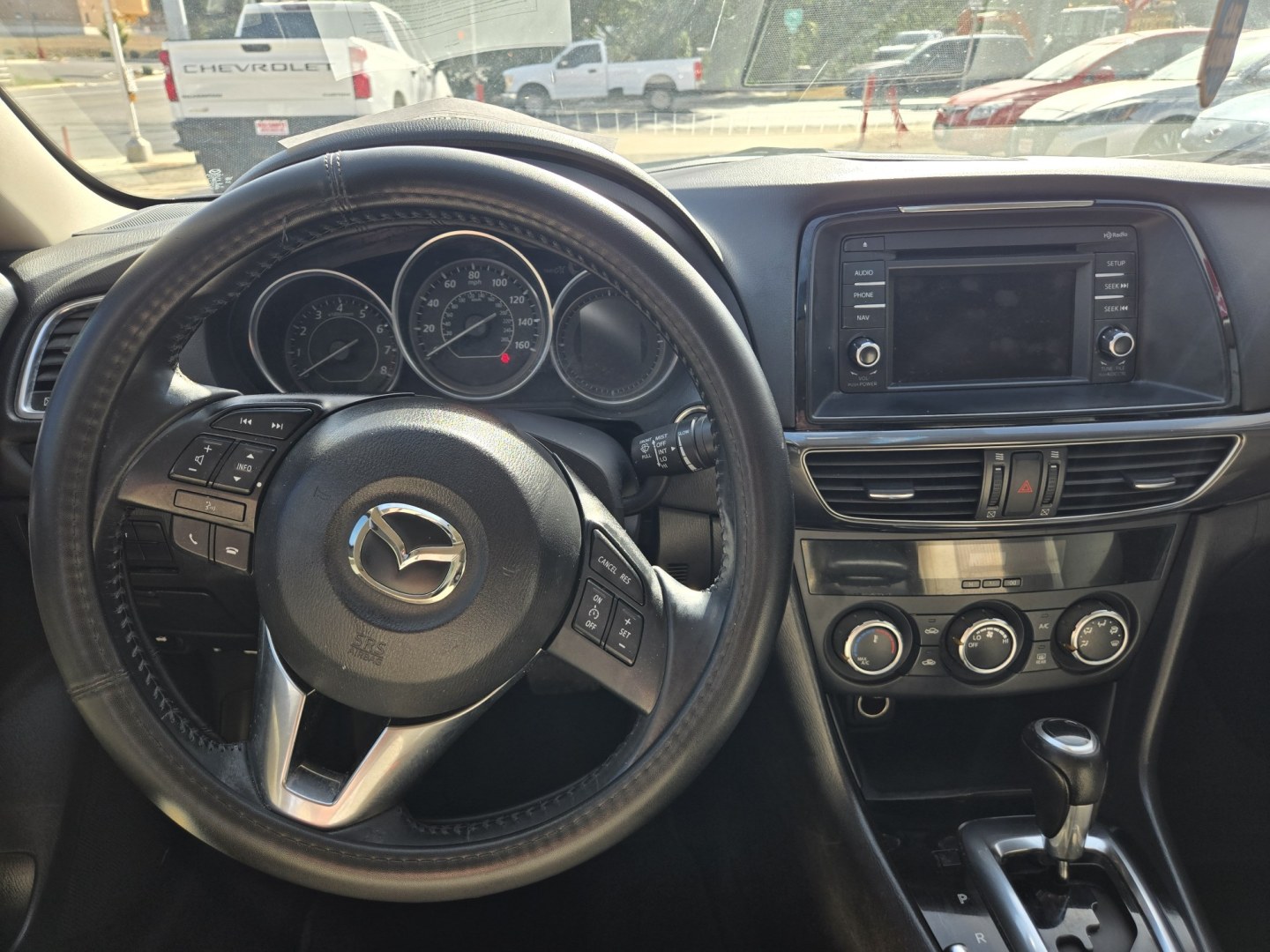 2014 GRAY Mazda Mazda6 i Sport AT (JM1GJ1U62E1) with an 2.5L L4 DOHC 16V engine, 6-Speed Automatic transmission, located at 503 West Court, Seguin, TX, 78155, (830) 379-3373, 29.568621, -97.969803 - 2014 Mazda Mazda6 i Sport AT with a 2.5L L4 DOHC 16V, Automatic, Tilt, Cruise, AM/FM/CD Touchscreen Stereo, Power Windows, Locks and Side Mirrors, Bluetooth, Backup Camera, Alloy Wheels, Rear Defroster and more!!- Photo#5