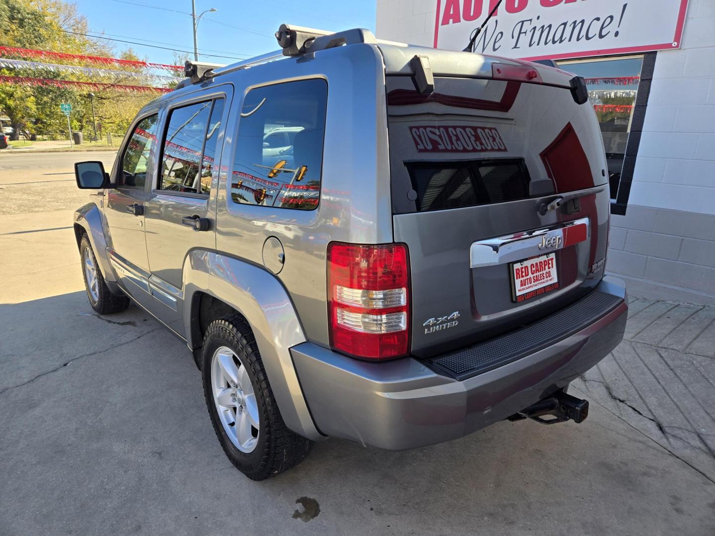 2012 GRAY Jeep Liberty Limited 4WD (1C4PJMCK5CW) with an 3.7L V6 SOHC 12V engine, 4-Speed Automatic transmission, located at 503 West Court, Seguin, TX, 78155, (830) 379-3373, 29.568621, -97.969803 - *Cash Special* 2012 Jeep Liberty Limited 4WD with a 3.7L V6 SOHC 12V, Automatic, Tilt, Cruise, AM/FM/CD/AUX Stereo, Power Windows, Locks, Seat and Side Mirrors, Bluetooth, Leather Seating, Heated Seats, Tinted Windows Alloy Wheels, Trailer Towing, Rear Wiper, Rear Defroster and more!! - Photo#3