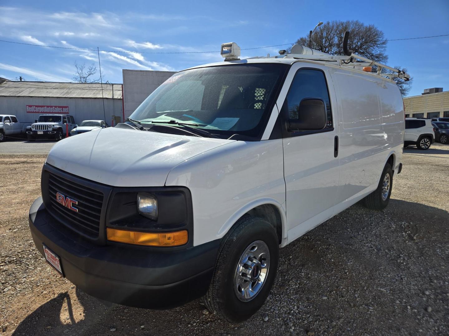 2015 GMC Savana Cargo Work Van's photo