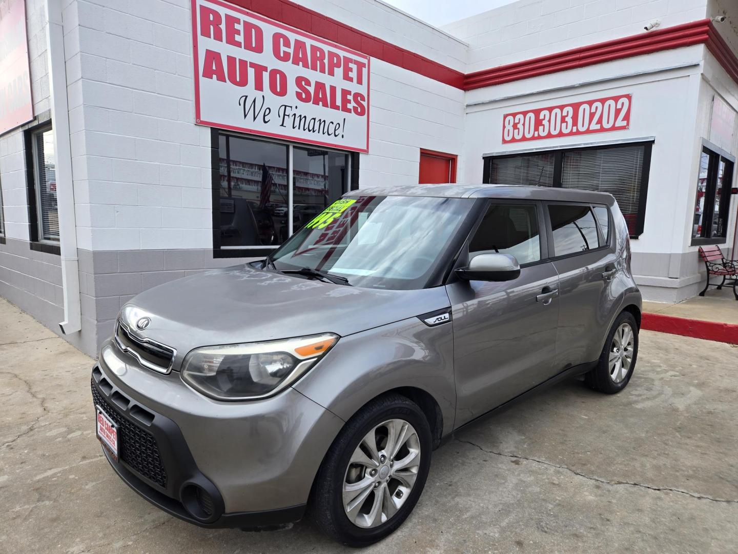 2015 GRAY Kia Soul + (KNDJP3A5XF7) with an 2.0L L4 DOHC 16V engine, 6-Speed Automatic transmission, located at 503 West Court, Seguin, TX, 78155, (830) 379-3373, 29.568621, -97.969803 - *Cash Special* 2015 Kia Soul + with a 2.0L L4 DOHC 16V, Automatic, Tilt, Cruise, AM/FM/AUX Stereo, Power Windows, Locks and Side Mirrors, Alloy Wheels, Rear Wiper, Rear Defroster and more!! - Photo#0