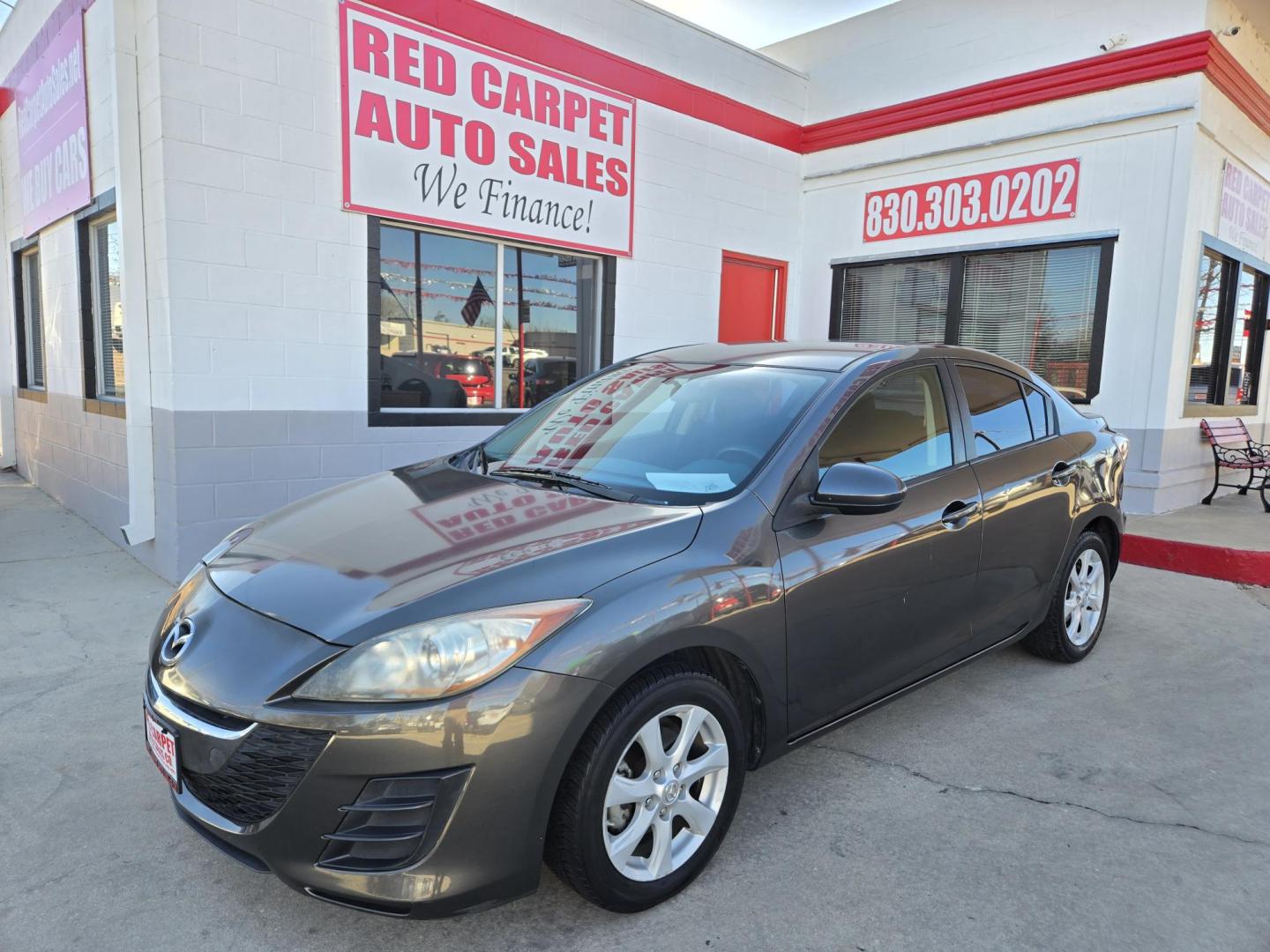 2010 GRAY Mazda MAZDA3 Unknown (JM1BL1SF1A1) with an 2.0L I4 F DOHC 16V engine, Automatic transmission, located at 503 West Court, Seguin, TX, 78155, (830) 379-3373, 29.568621, -97.969803 - 2010 Mazda MAZDA3 with a 2.0L I4 F DOHC 16V, Automatic, Tilt, Cruise, AM/FM/CD Stereo, Power Windows, Locks, and Side Mirrors, Bluetooth, Tinted Windows, Alloy Wheels, Rear Defroster and more!! - Photo#0