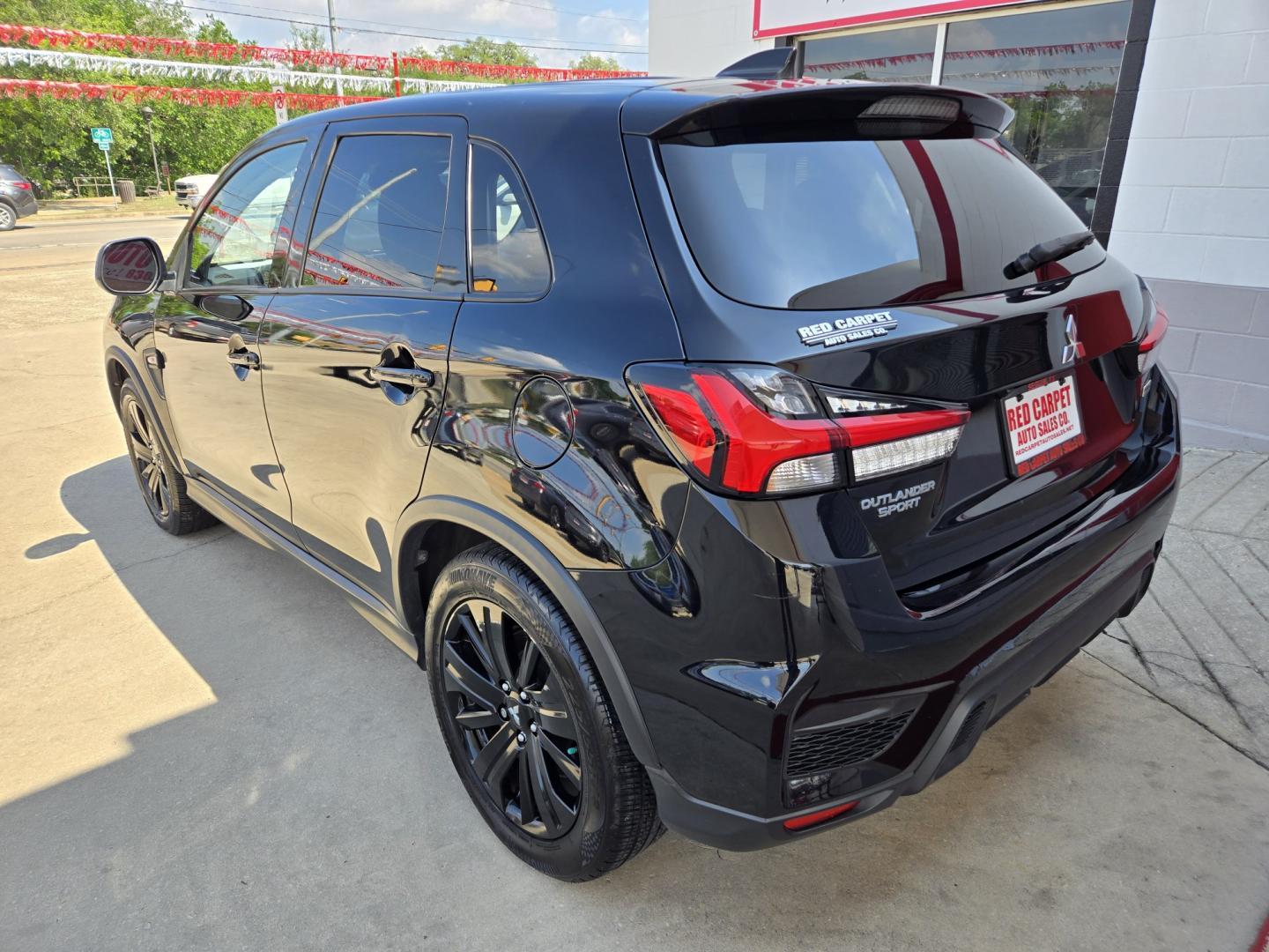 2021 Black Mitsubishi Outlander Sport 2.0 ES CVT (JA4APUAU1MU) with an 2.0L L4 DOHC 16V engine, Automatic transmission, located at 503 West Court, Seguin, TX, 78155, (830) 379-3373, 29.568621, -97.969803 - 2021 Mitsubishi Outlander Sport ES with a 2.0L L4 DOHC 16V, Automatic, Tilt, Cruise, AM/FM Stereo, Power Windows, Locks and Side Mirrors, Tinted Windows, Alloy Wheels, Backup Camera, Rear Wiper, Rear Defroster and more!! - Photo#3