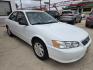 2000 WHITE Toyota Camry CE (4T1BG22K8YU) with an 2.2L L4 DOHC 16V engine, Automatic transmission, located at 503 West Court, Seguin, TX, 78155, (830) 379-3373, 29.568621, -97.969803 - 2000 Toyota Camry CE with a 2.2L L4 DOHC 16V, Automatic, Tilt, Cruise, AM/FM/CD/CASSETTE Stereo, Power Windows, Locks, Seat and Side Mirrors, Alloy Wheels, Rear Defroster and more!! - Photo#1